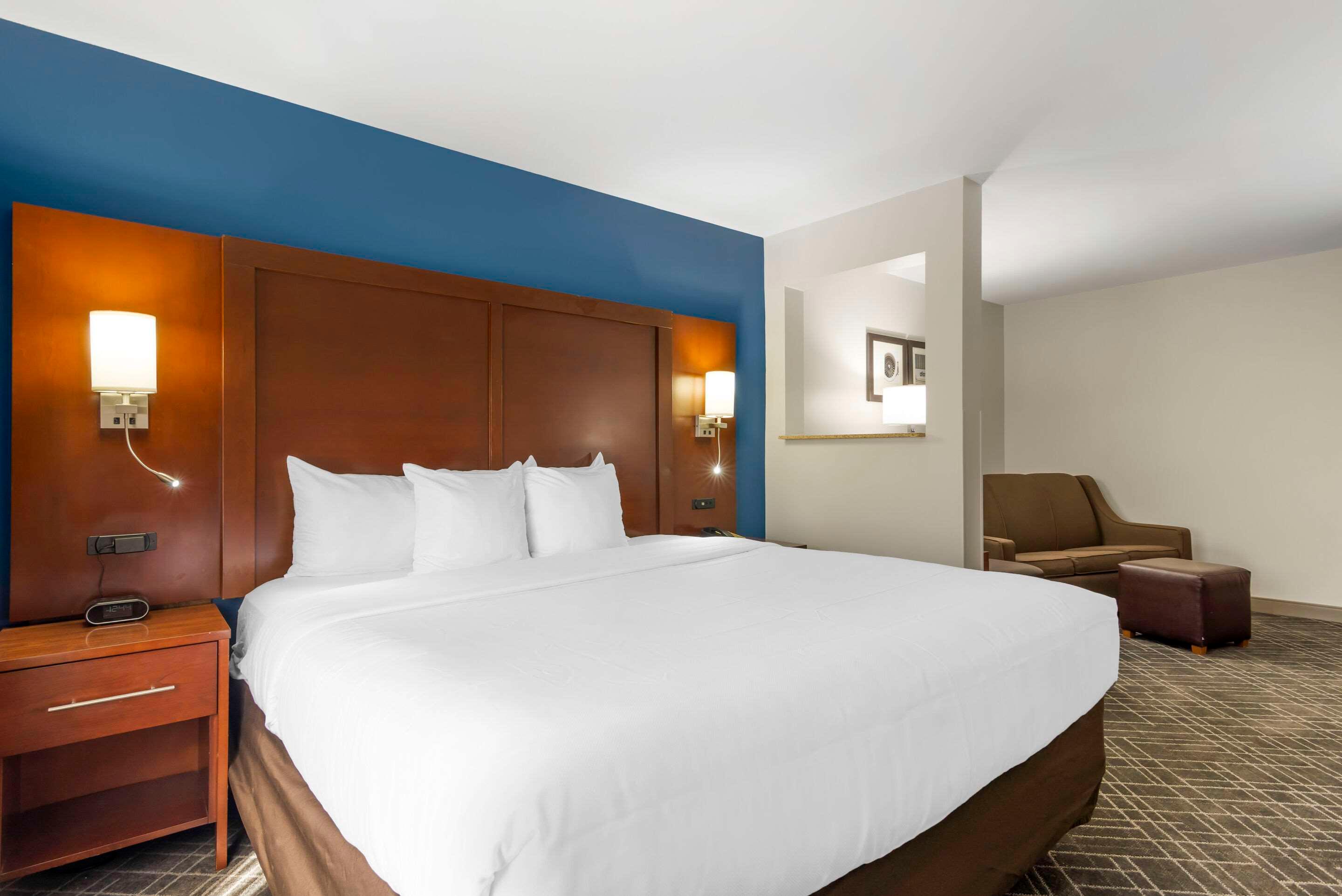 Suite Queen Bed Non Smoking