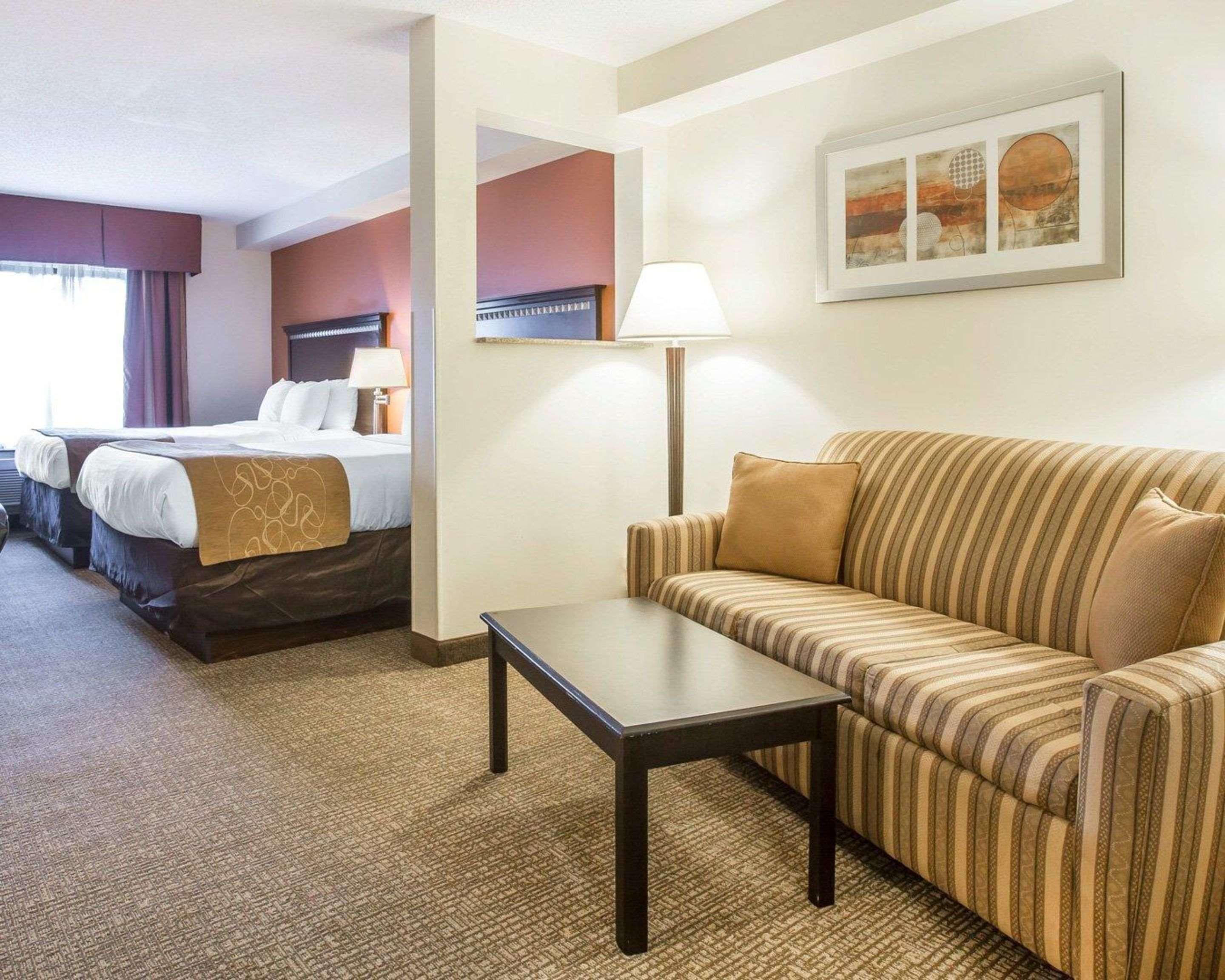 Suite Two Queen Beds Non Smoking