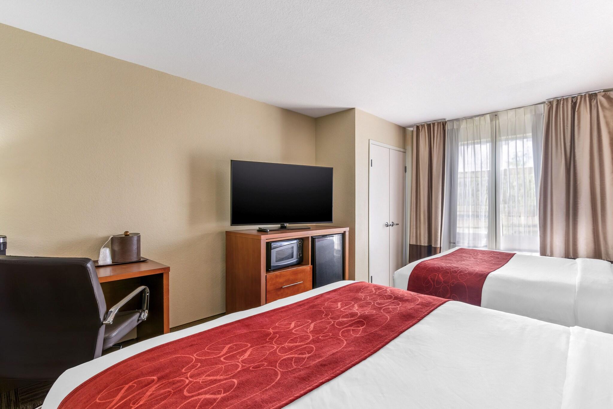 Suite Two Queen Beds