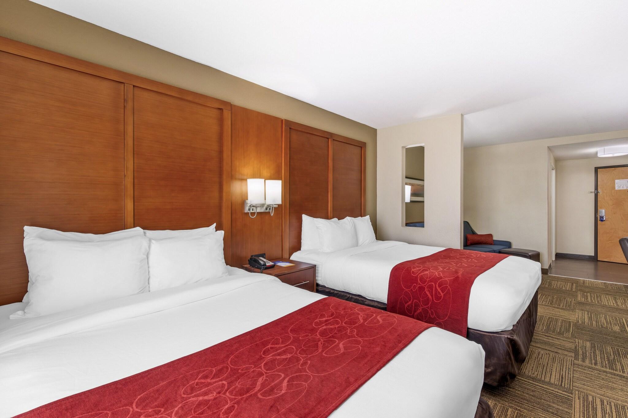 Suite Two Queen Beds