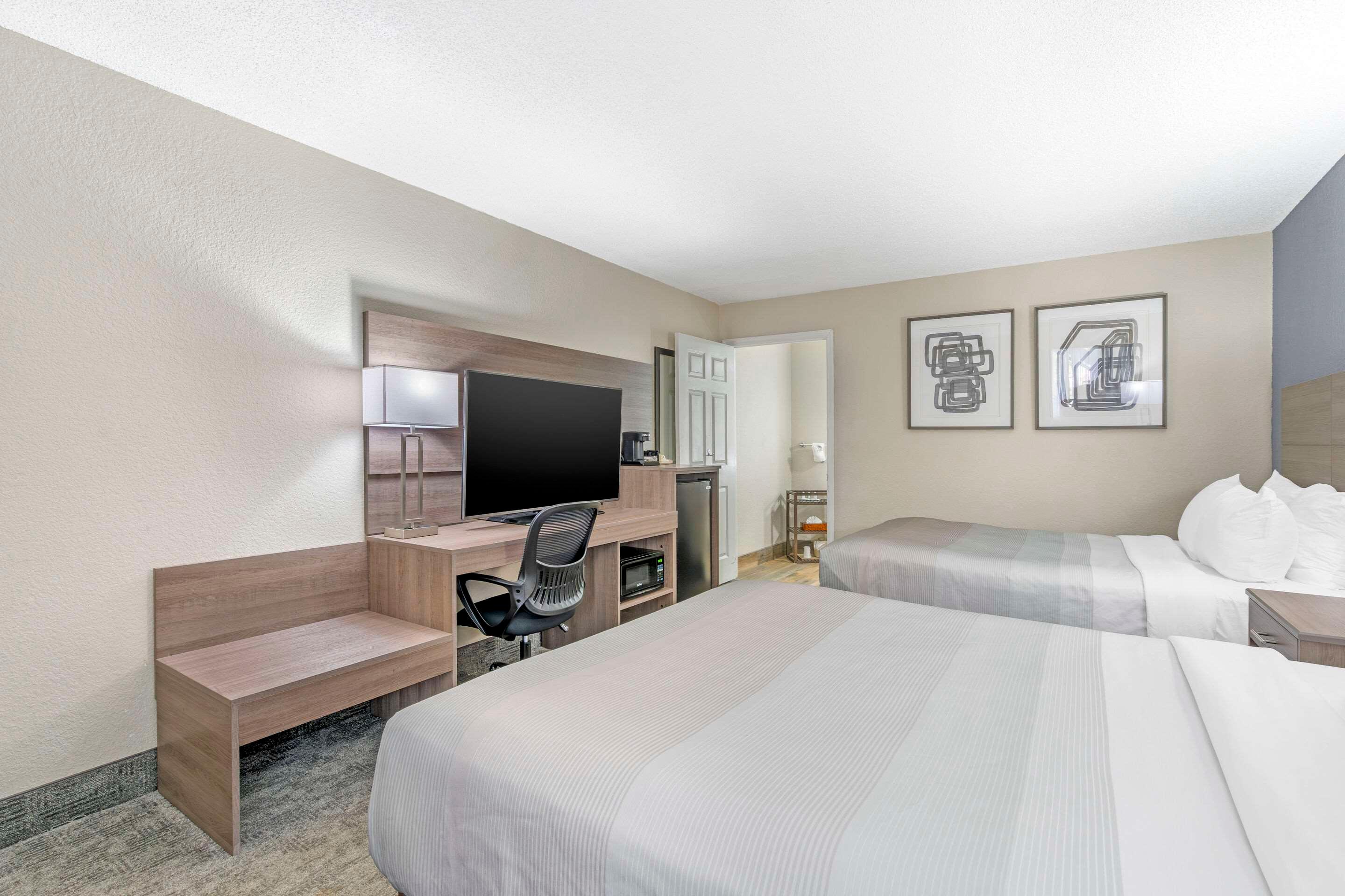 Double Two Queen Beds