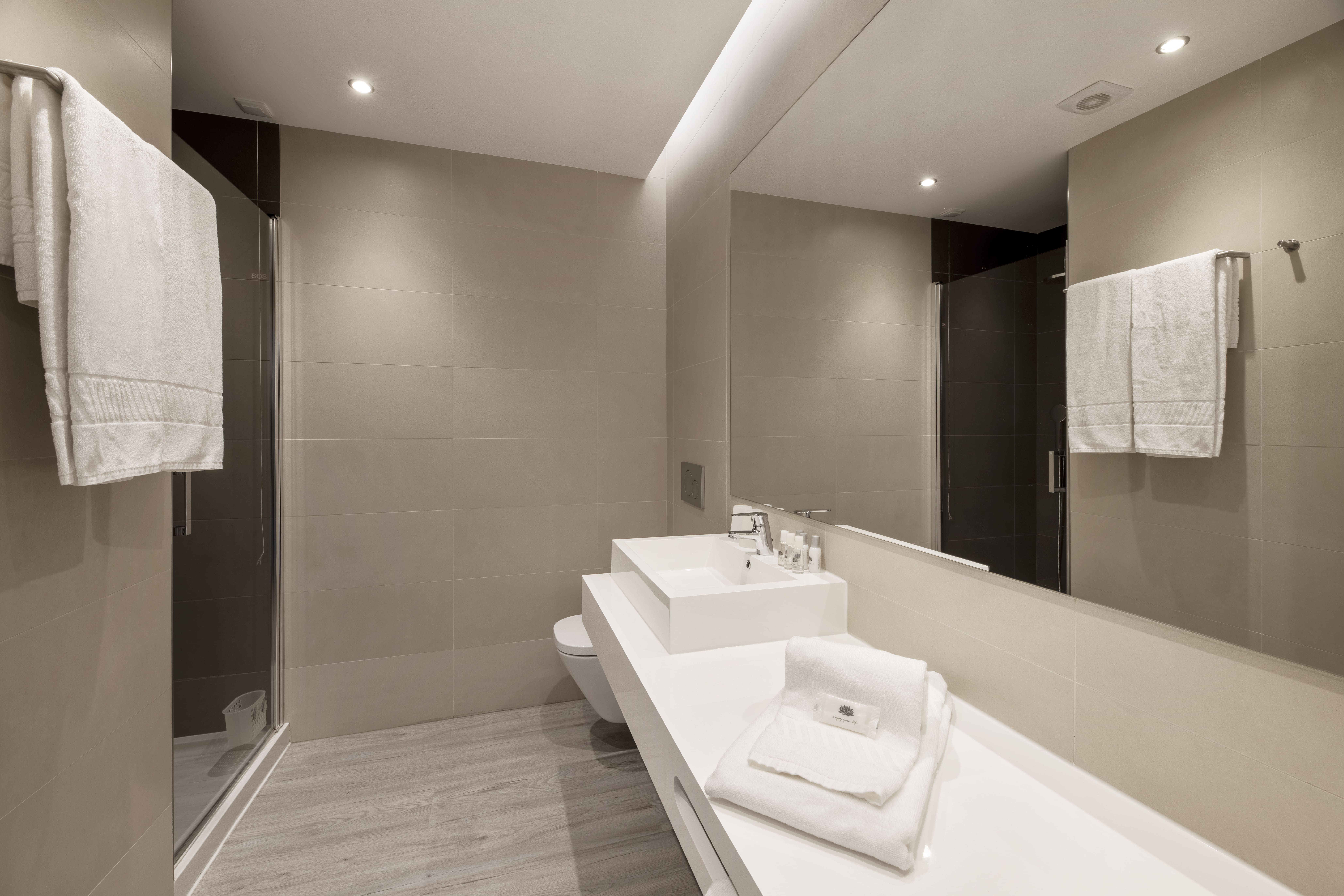 Apartment Two Bedrooms Two Bathrooms