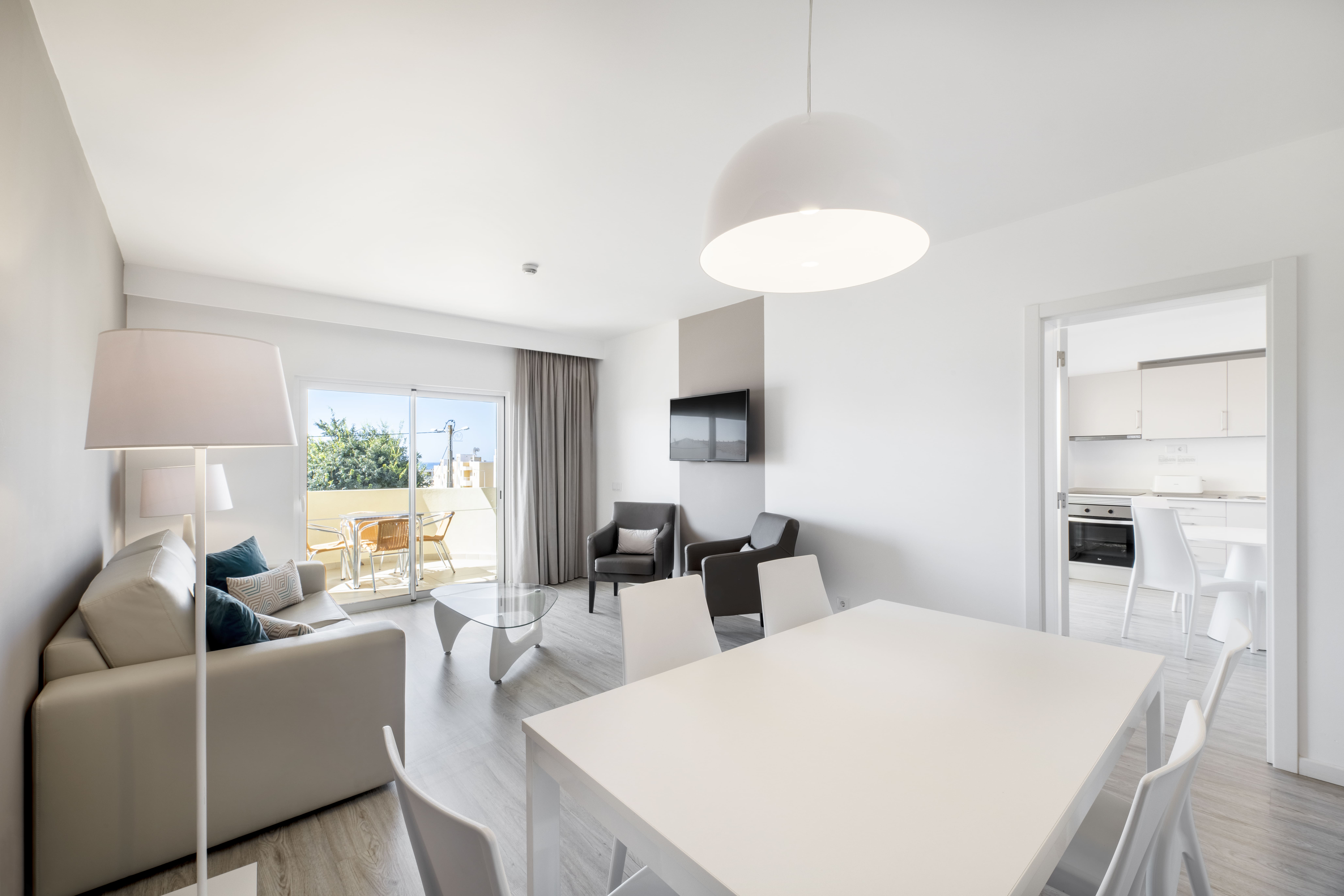 Apartment Two Bedrooms Two Bathrooms