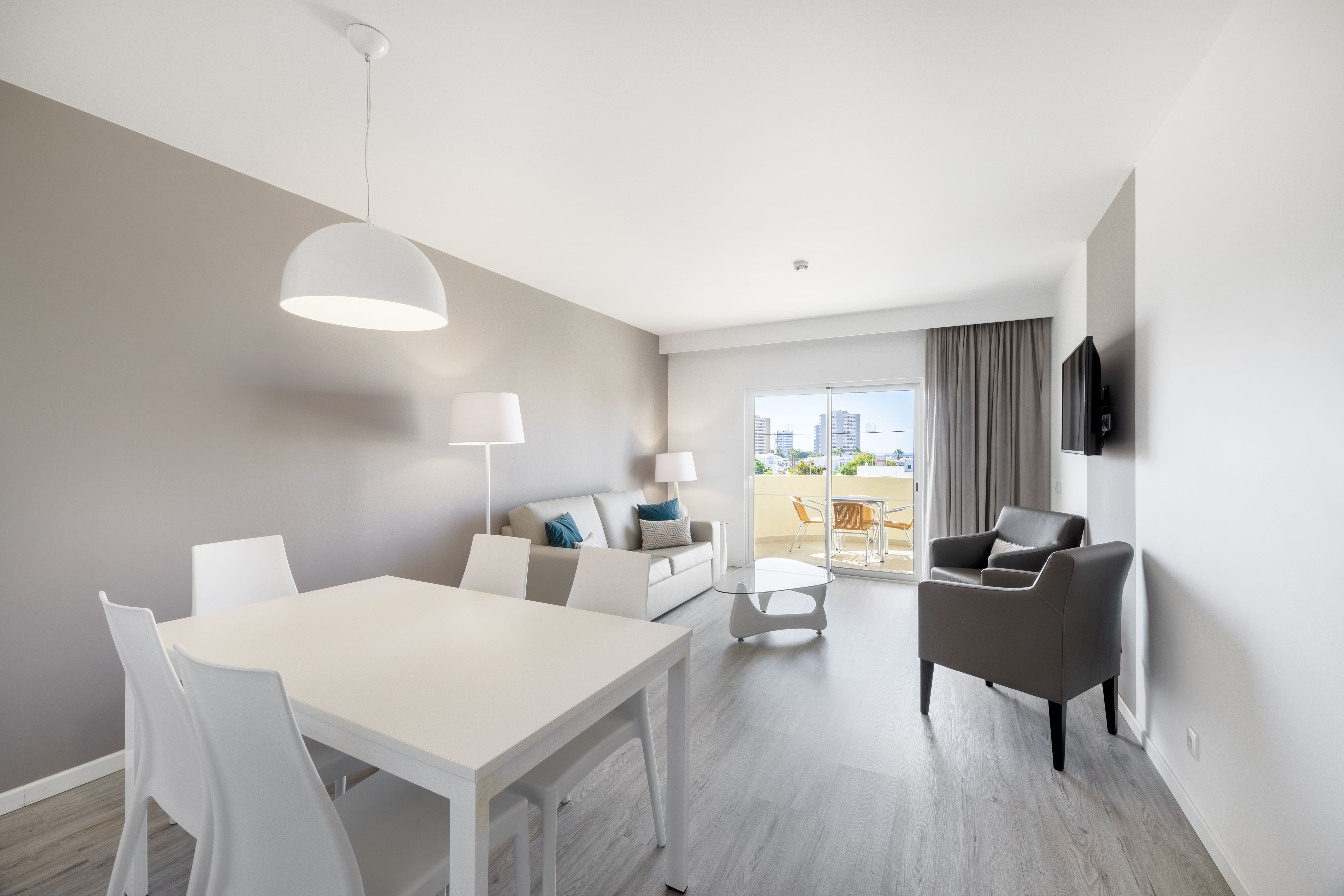 Apartment Two Bedrooms Two Bathrooms