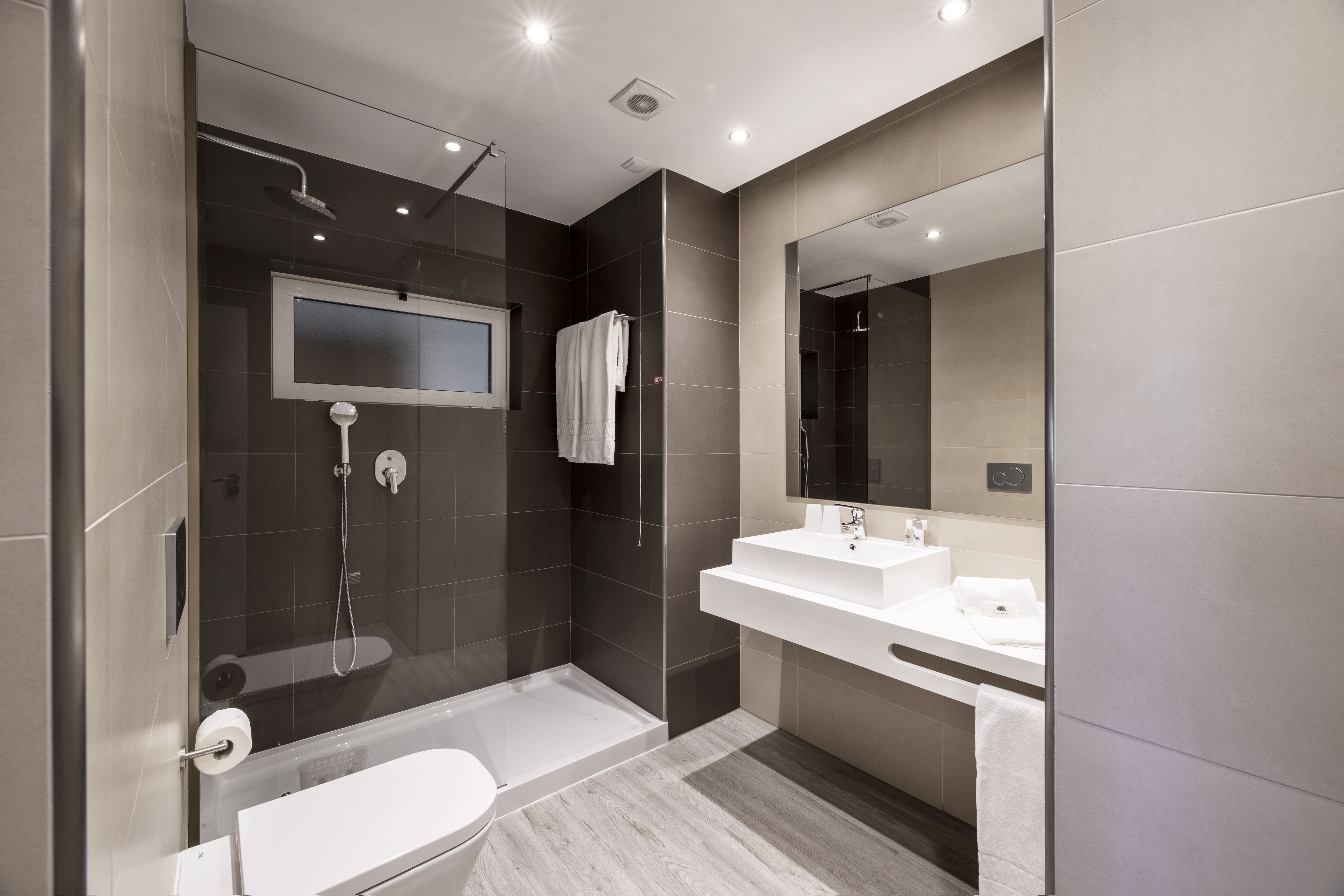 Apartment Two Bedrooms Two Bathrooms