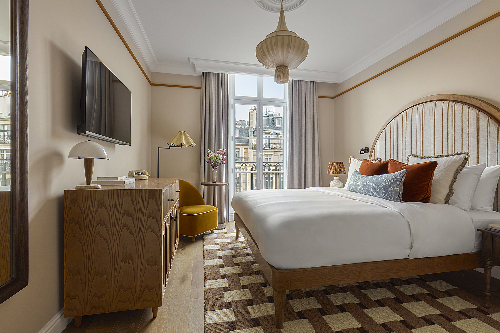 Double Classic City View