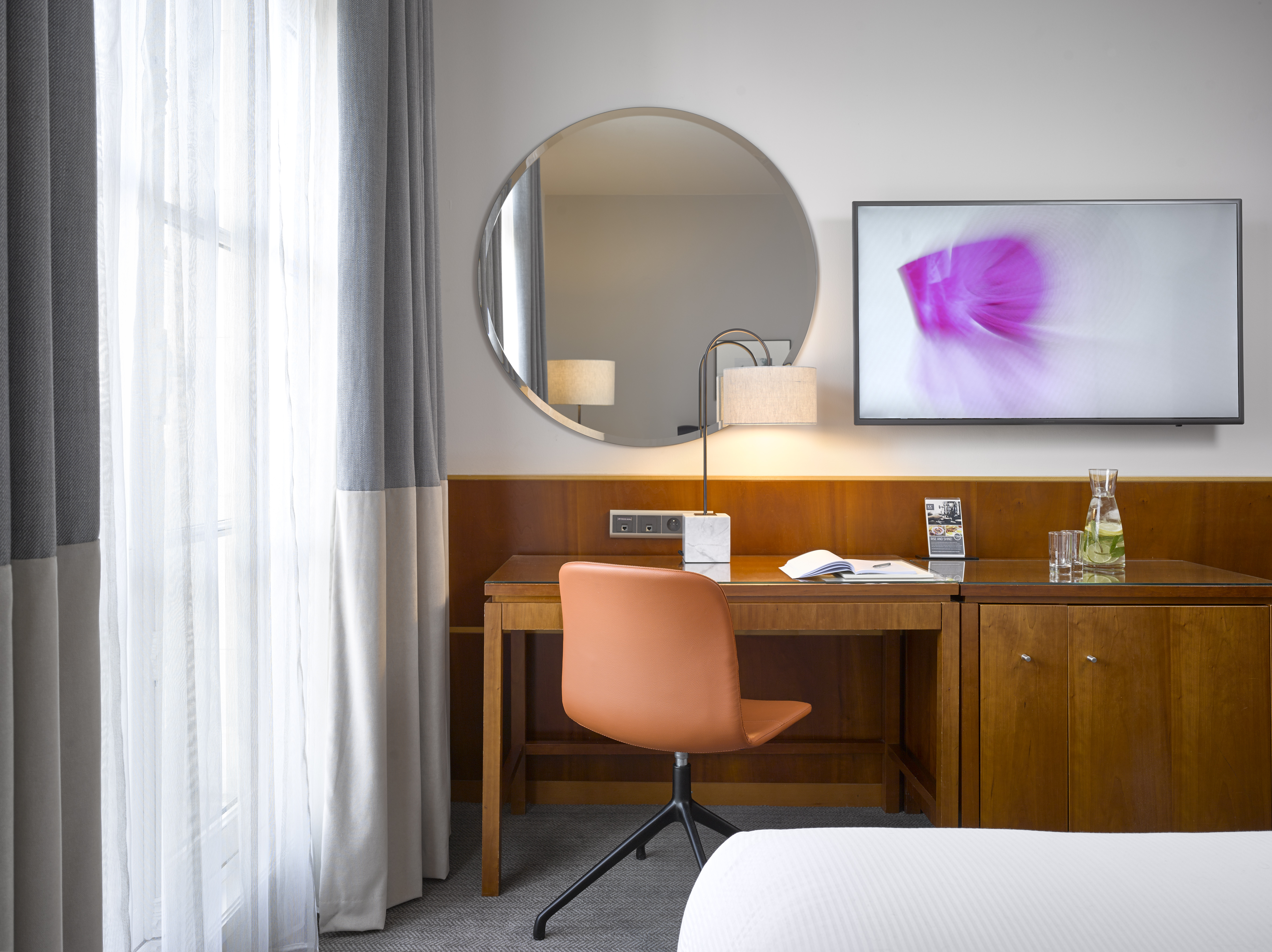 Double or Twin Executive