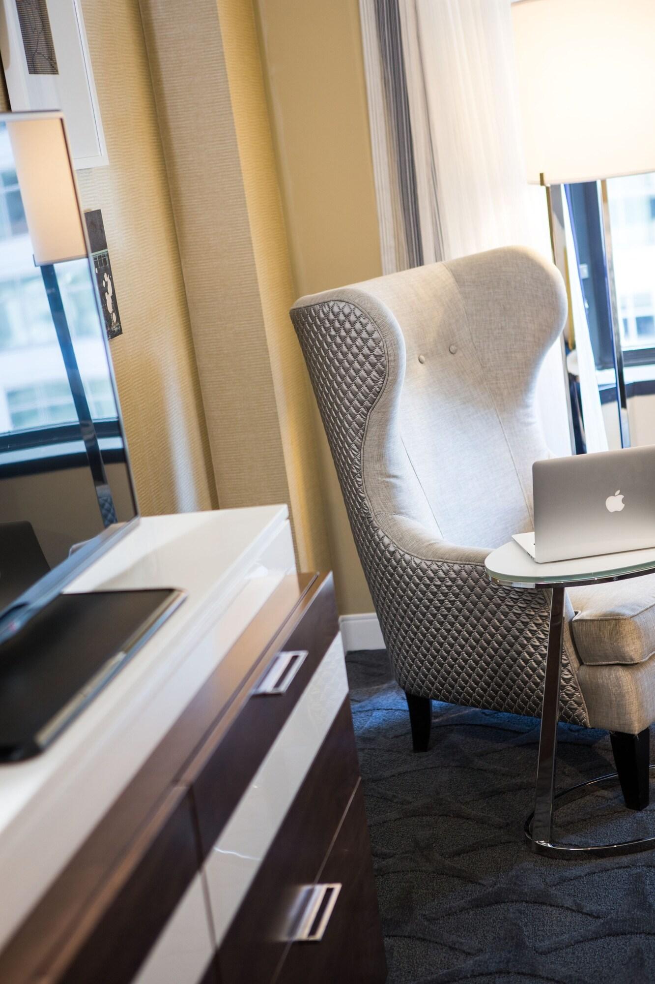 Double Club King Bed