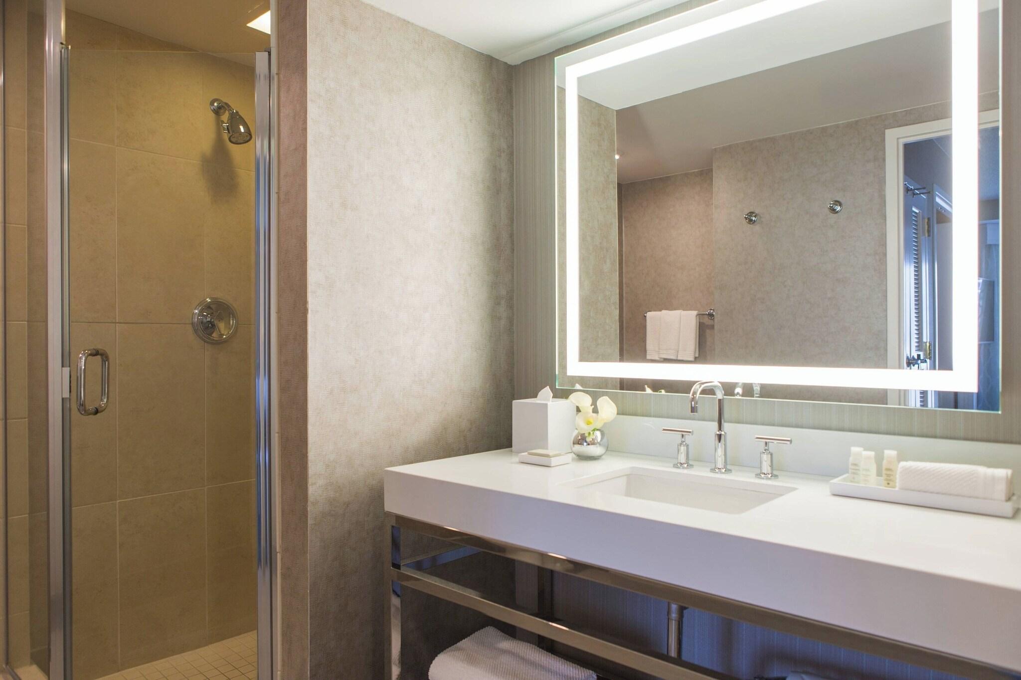 Suite Executive King Bed