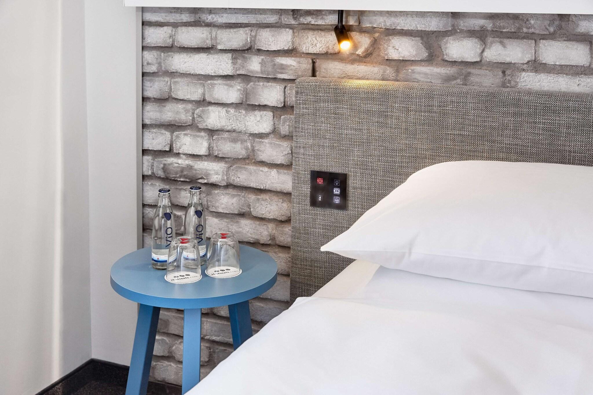 Double Superior King Bed