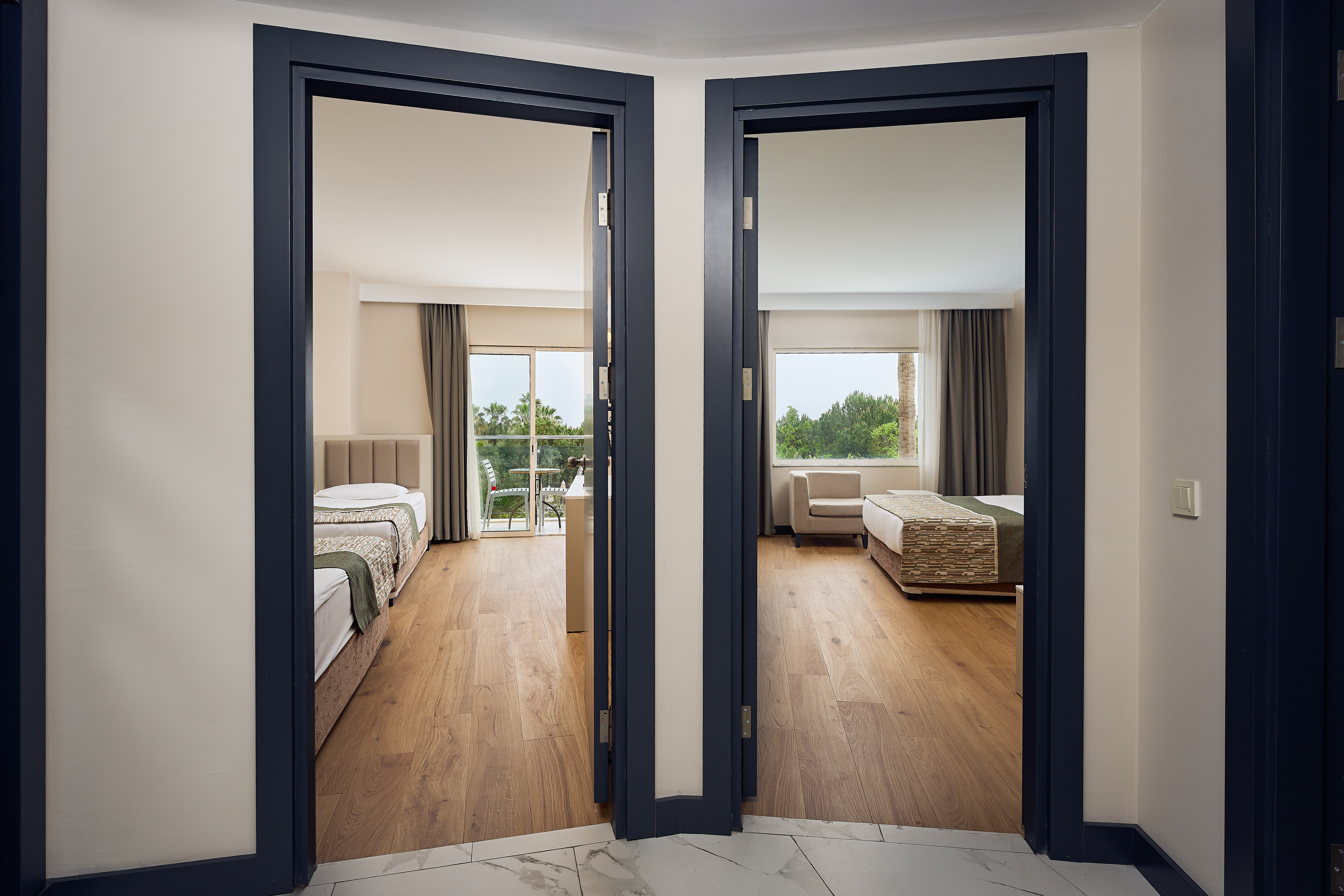 Family Room Land View