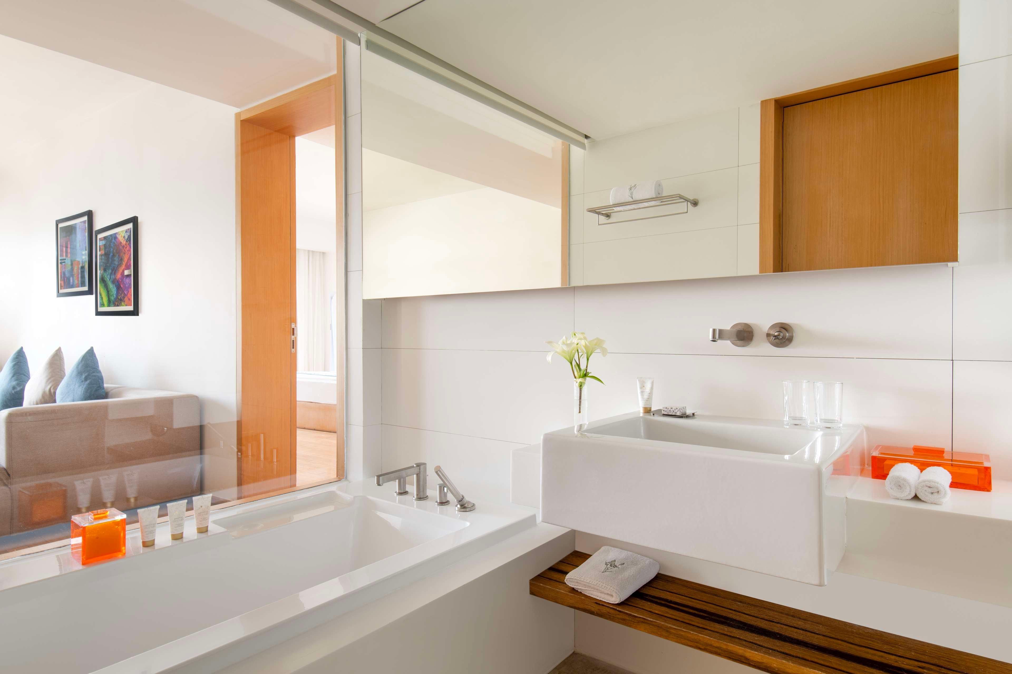 Suite Executive King Bed