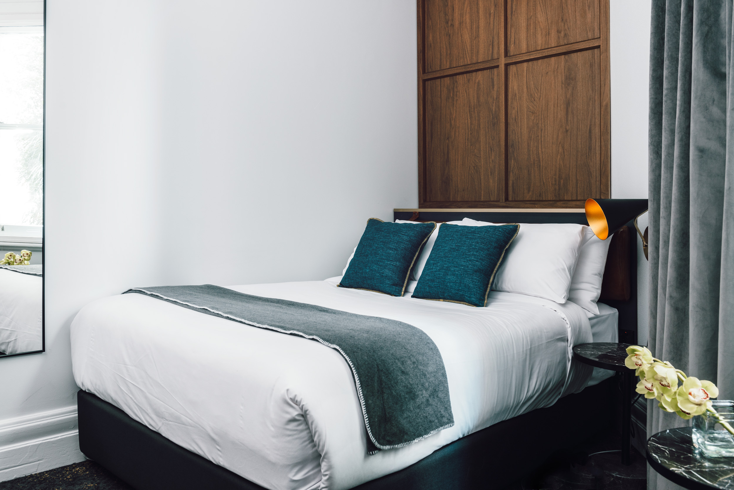 Double Queen Size Bed