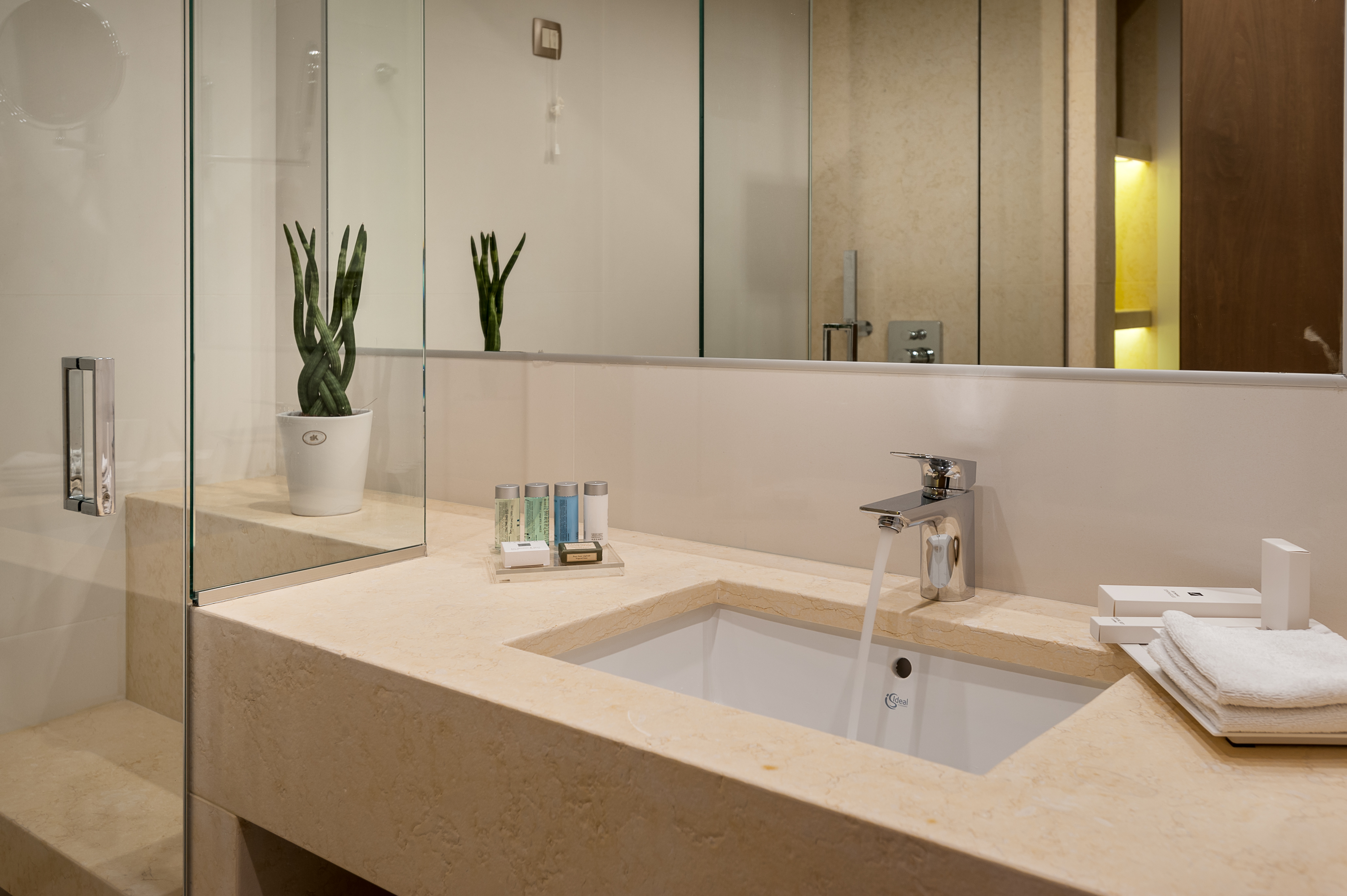 Family Room Superior