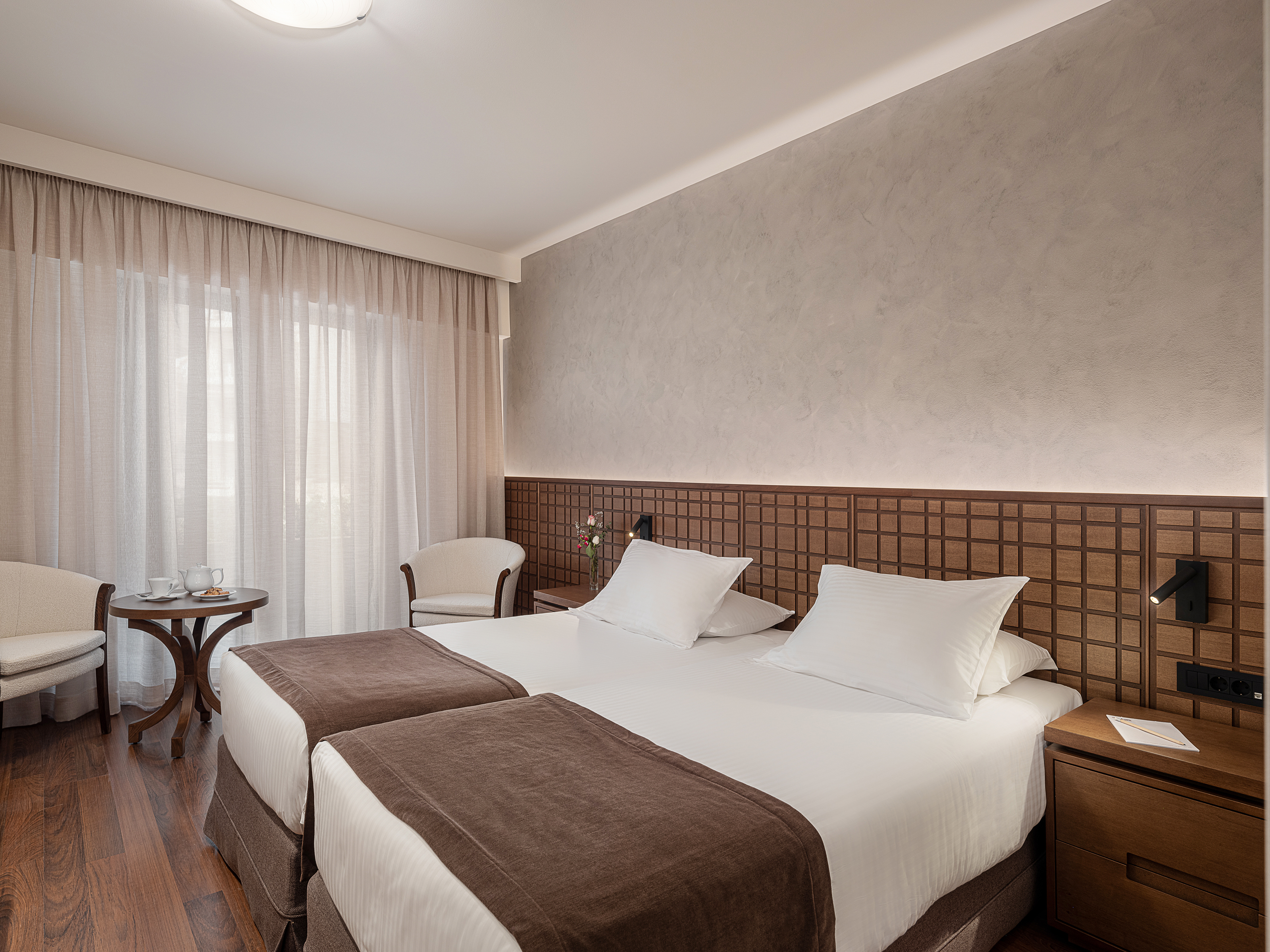 Family Room Superior Capacity 3