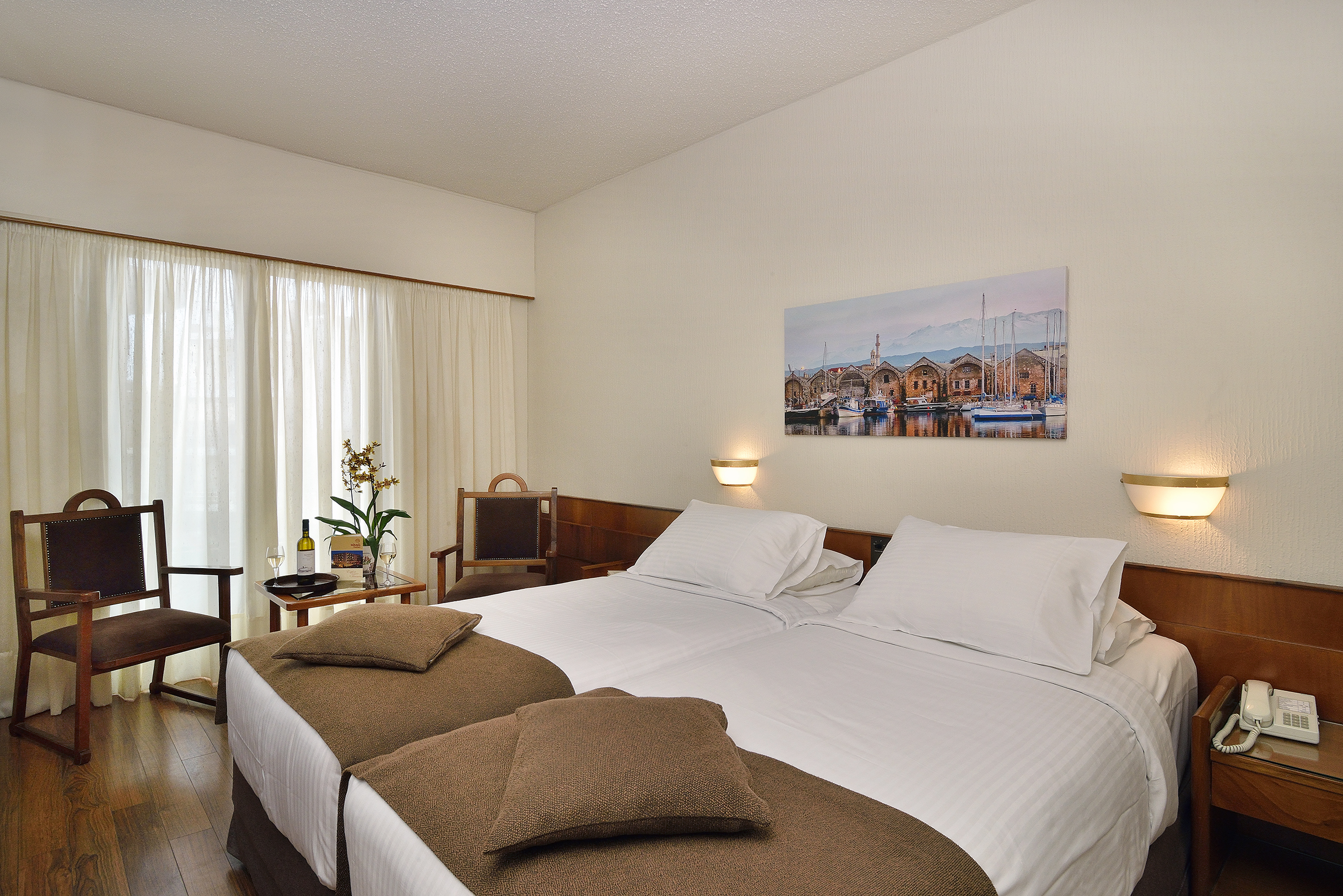 Double or Twin Standard