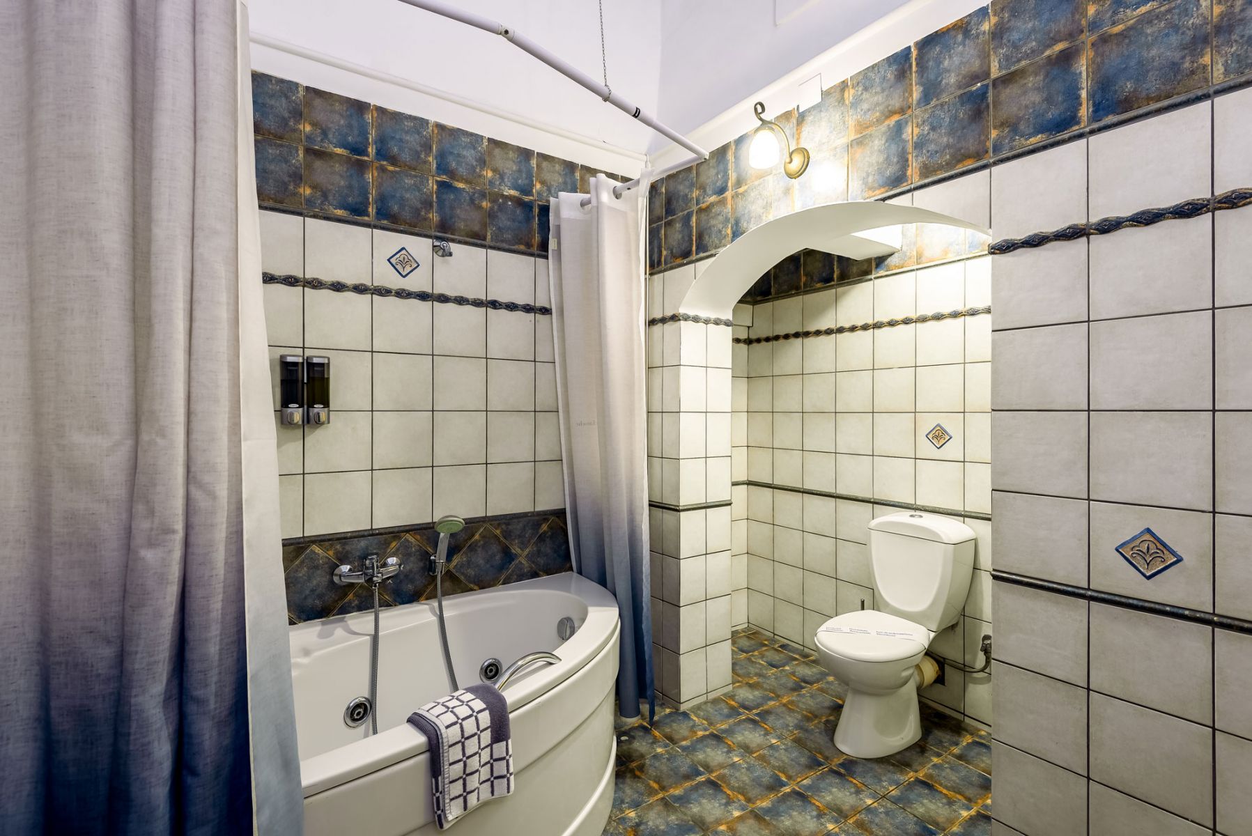 Suite Superior City View