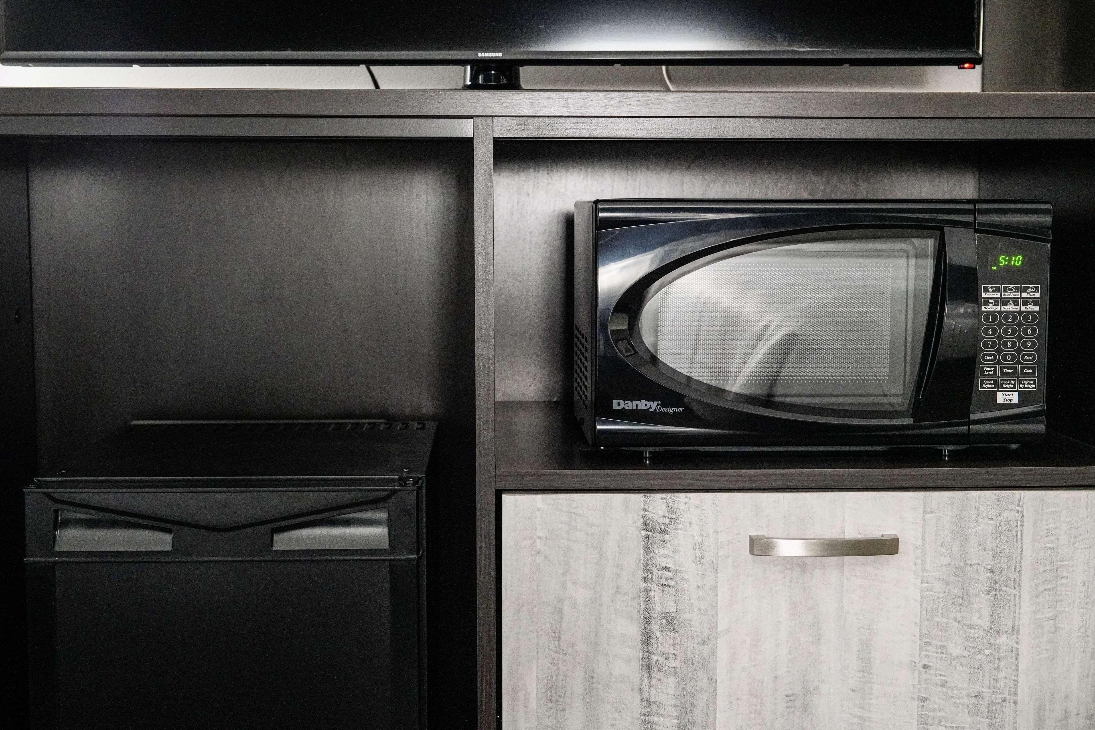 Double Queen Size Bed