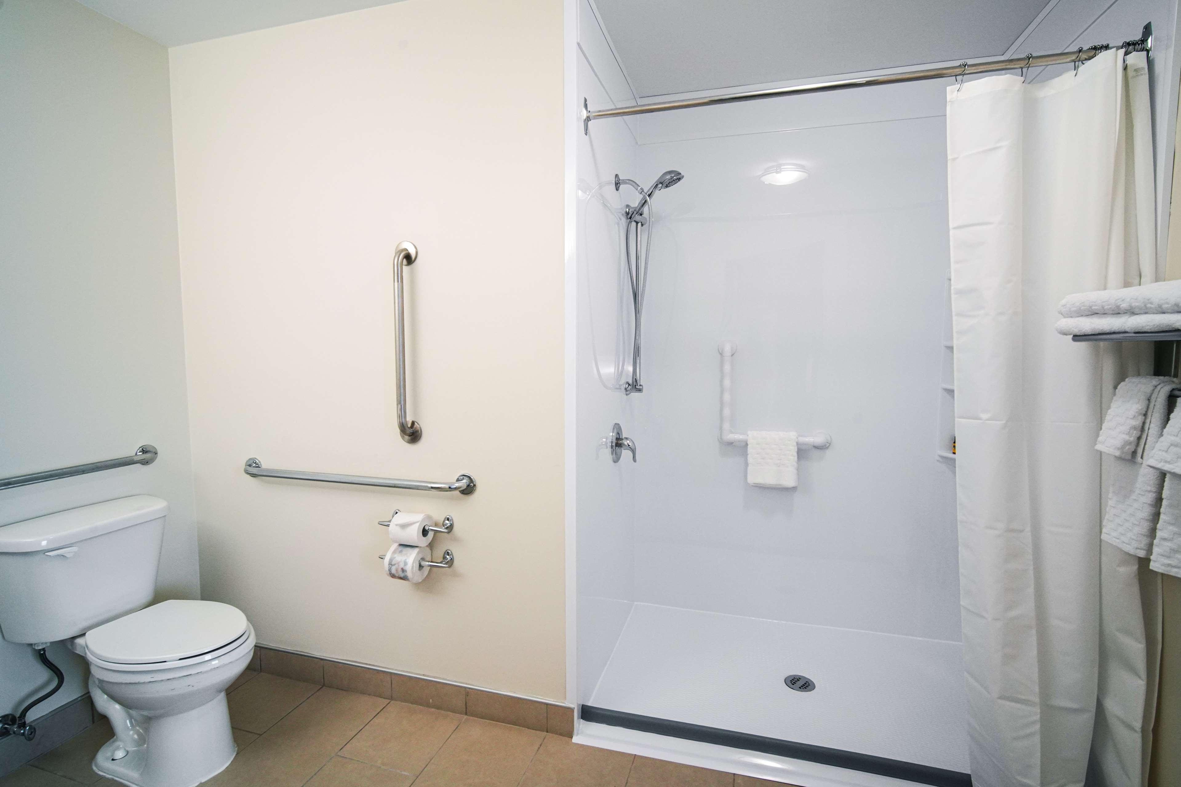 Double Queen Size Bed