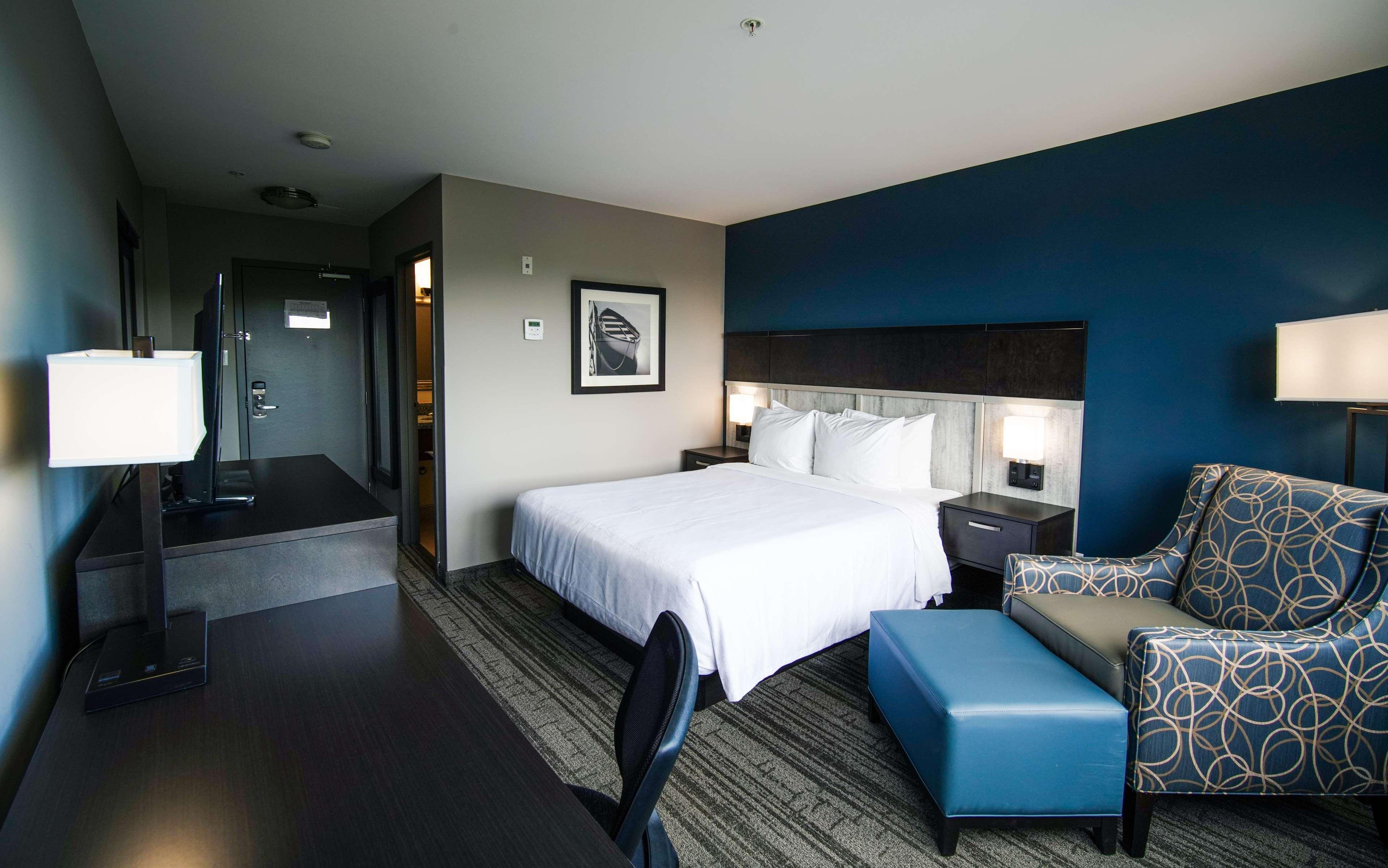 Double Queen Bed Non Smoking