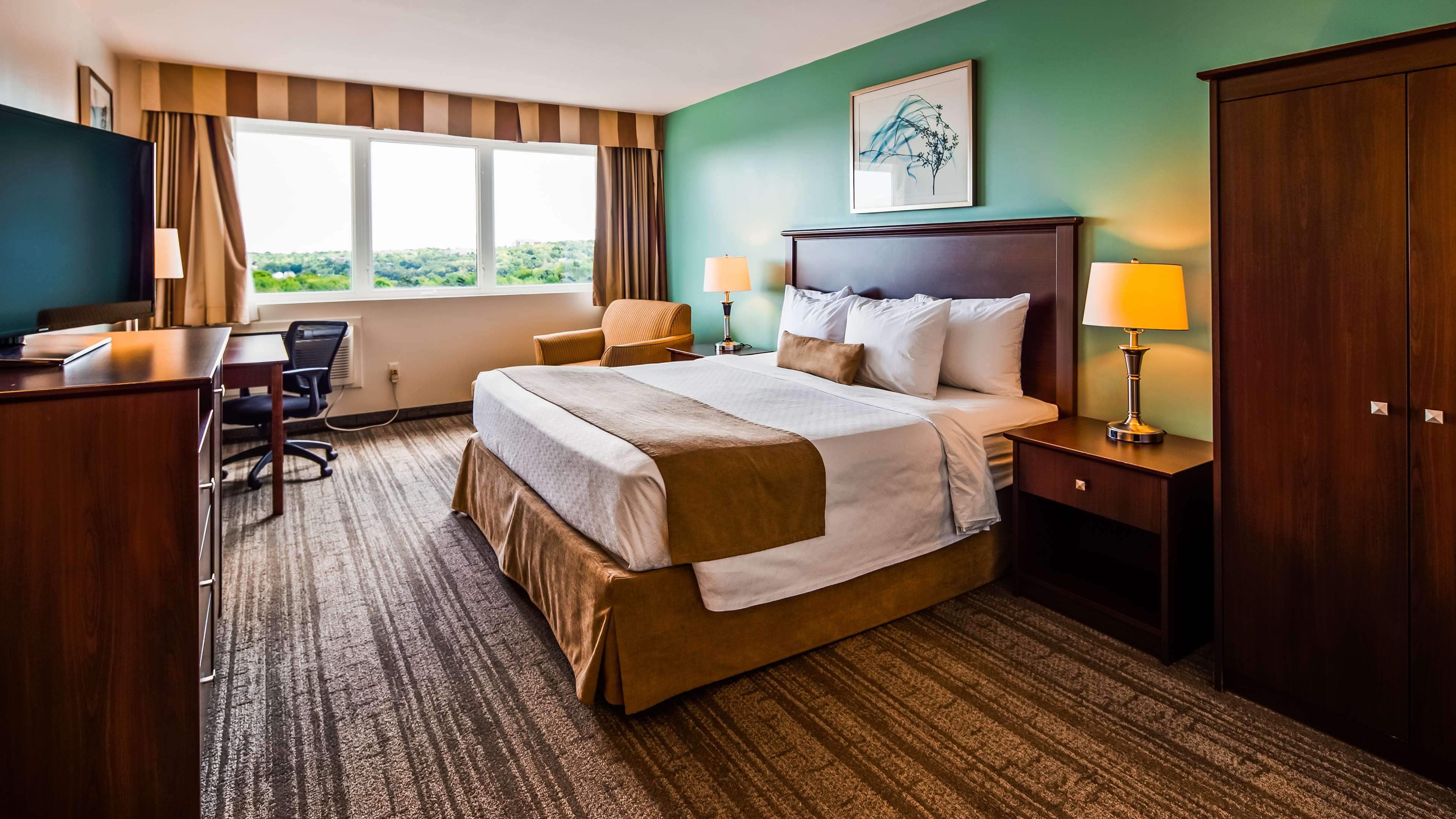 Double King Size Bed