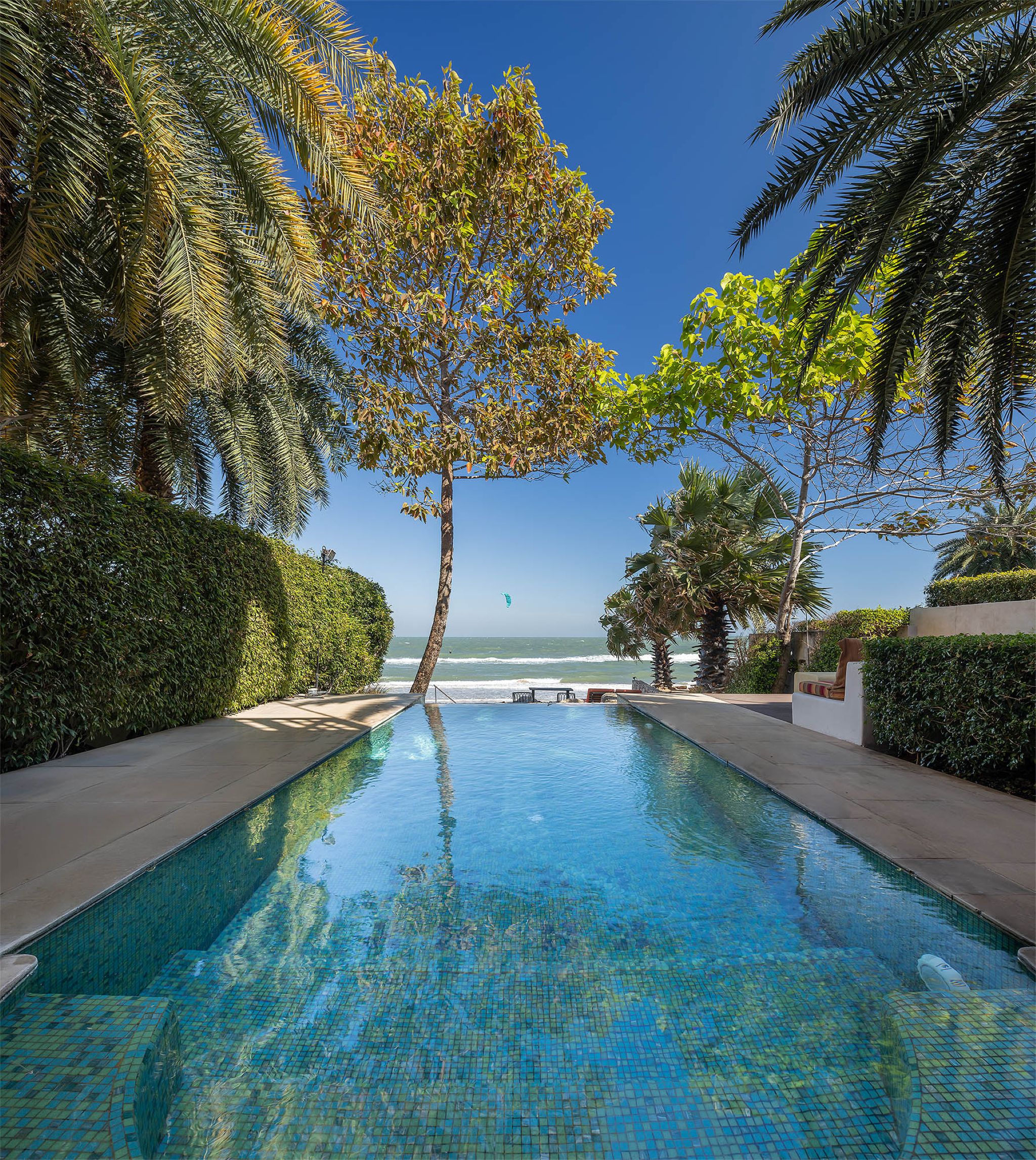 Villa Beach Front with Private Pool