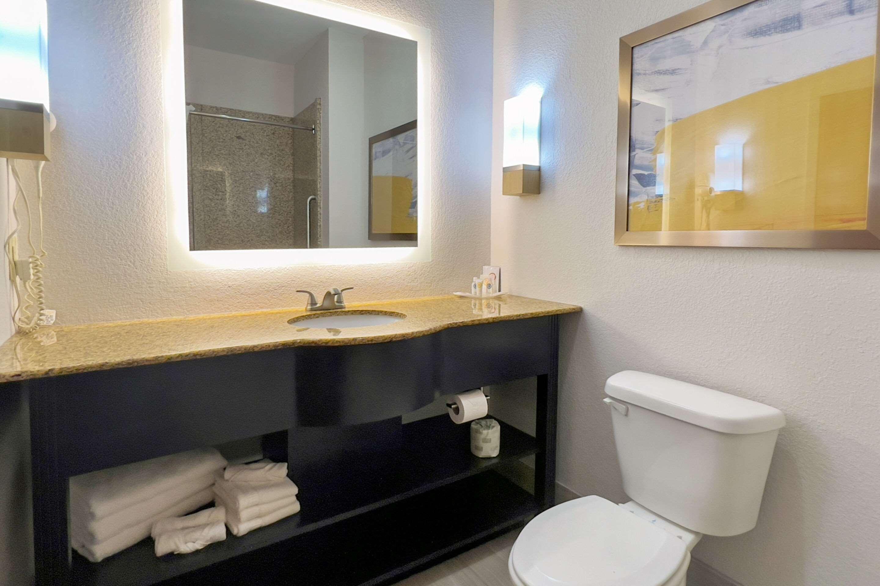 Suite Two Queen Beds