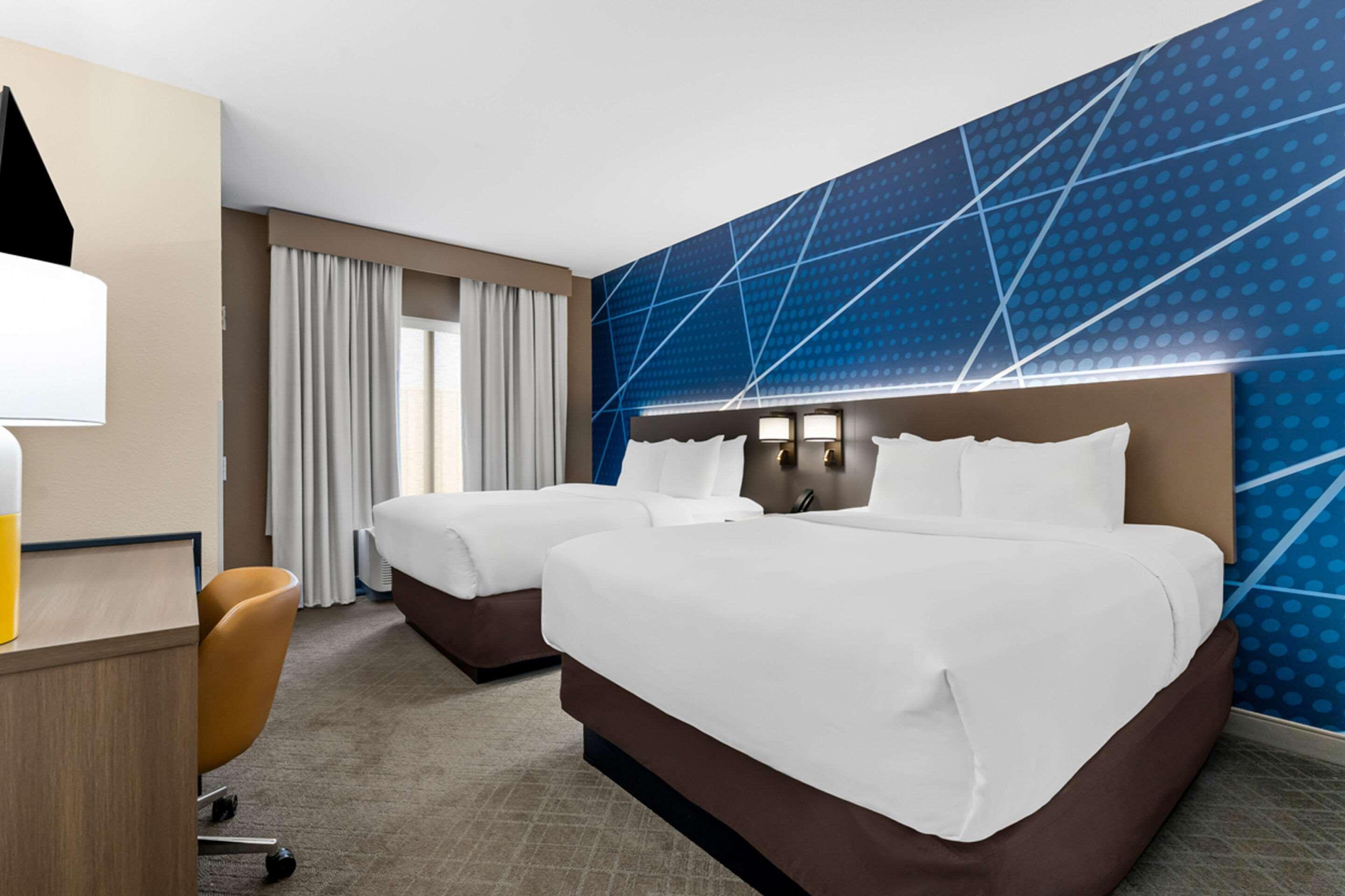 Suite Two Queen Beds Non Smoking