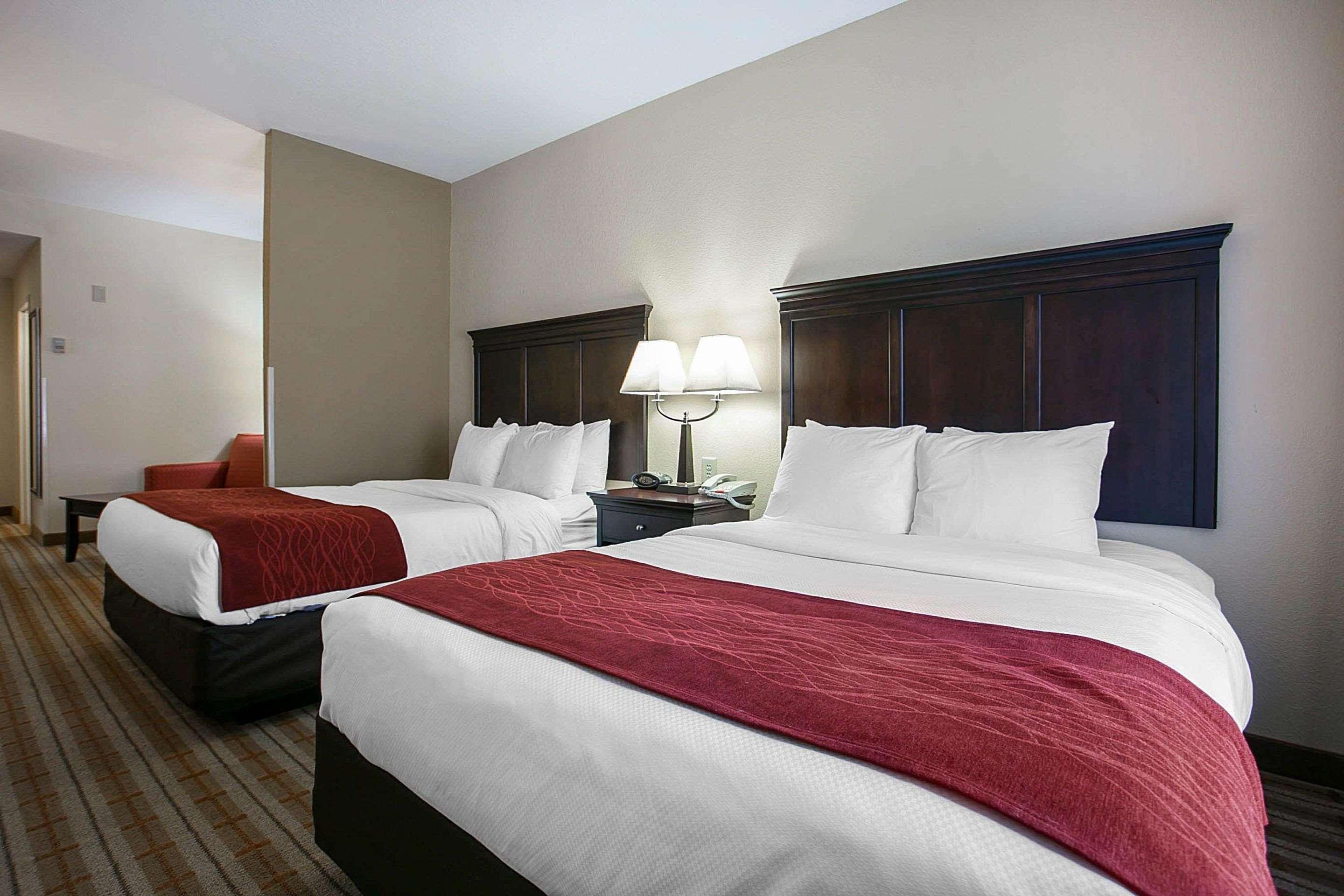 Suite Two Queen Beds Non Smoking