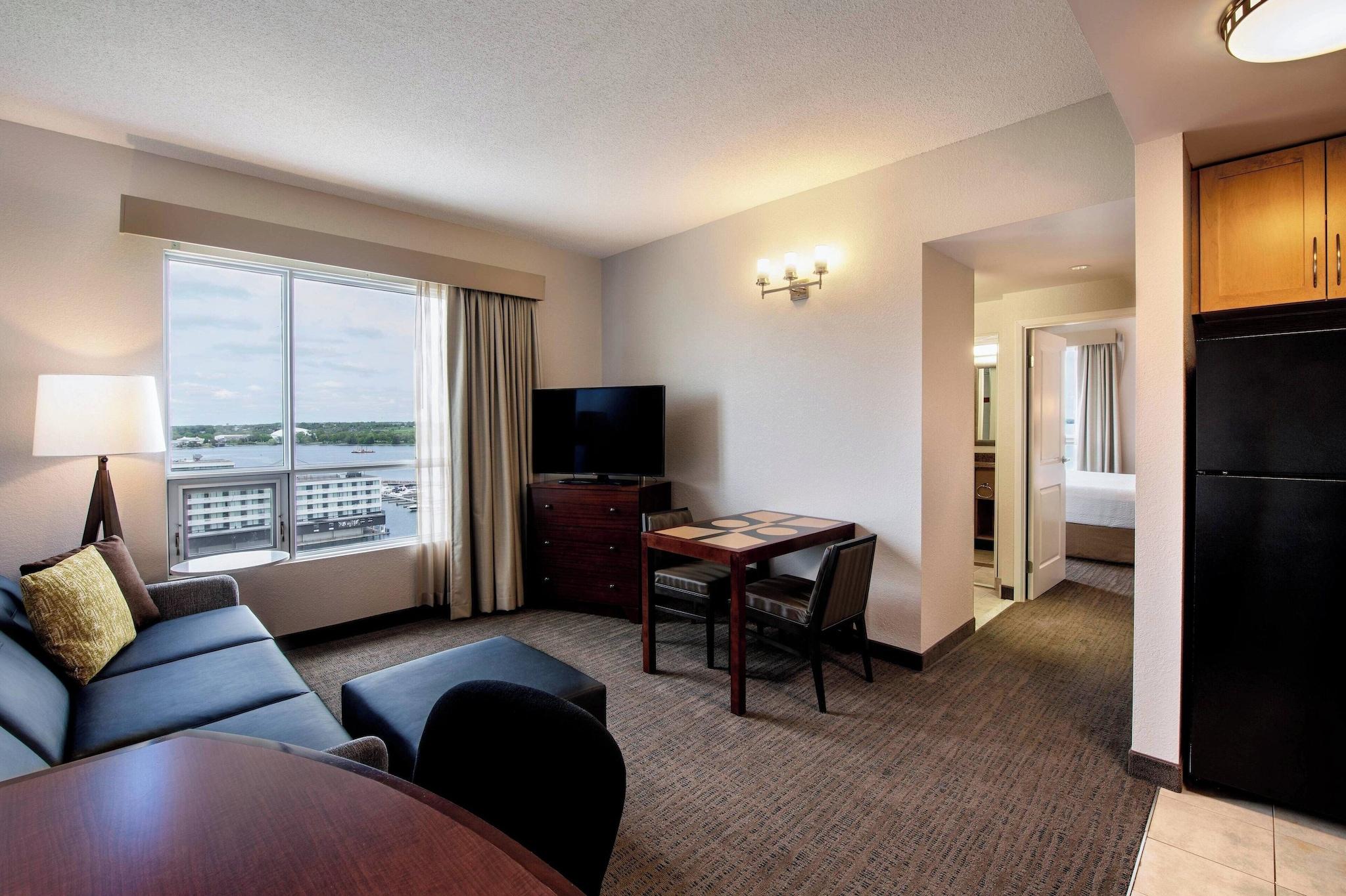 Suite Harbour View