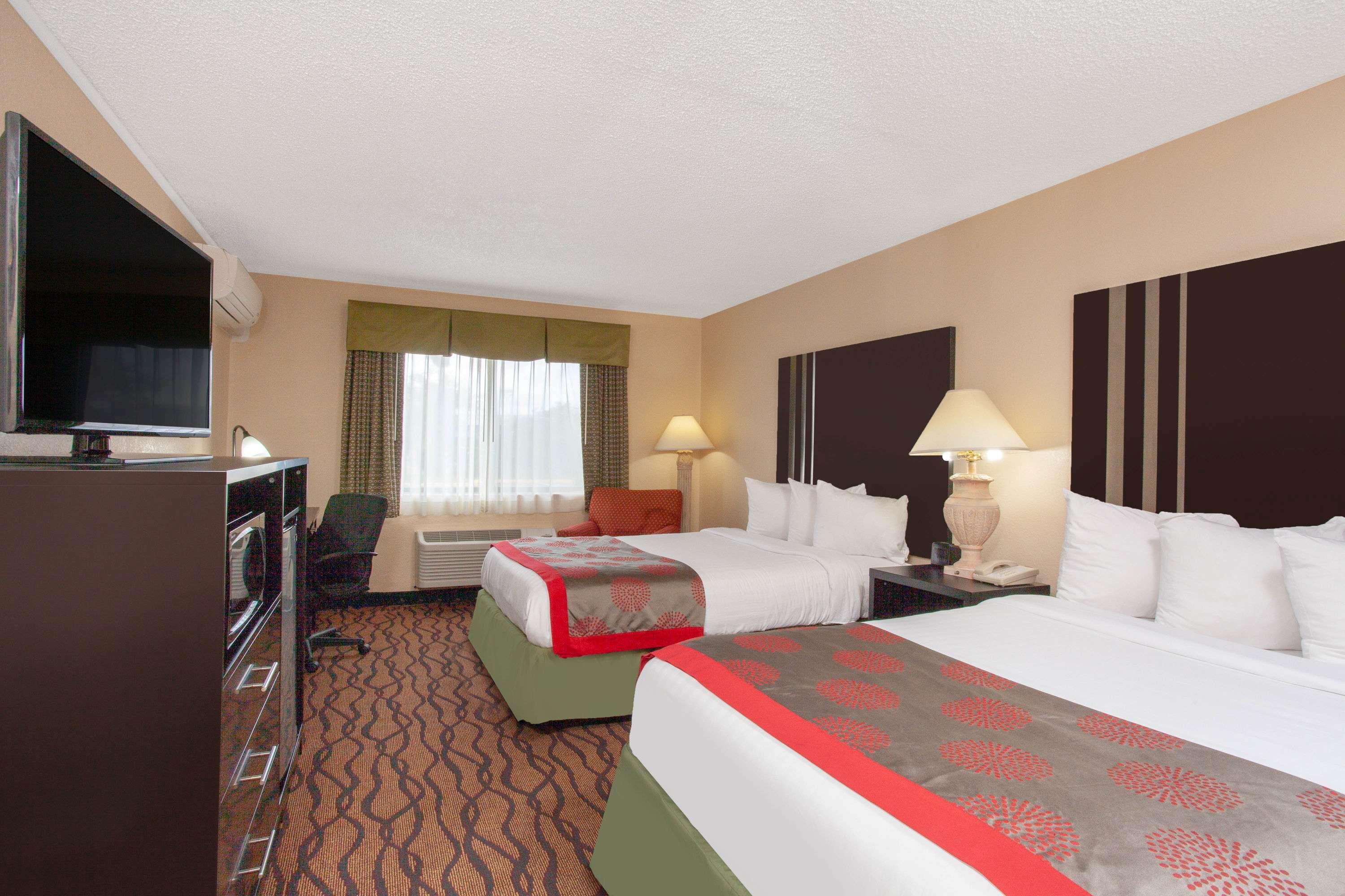 Quadruple Two Double Beds