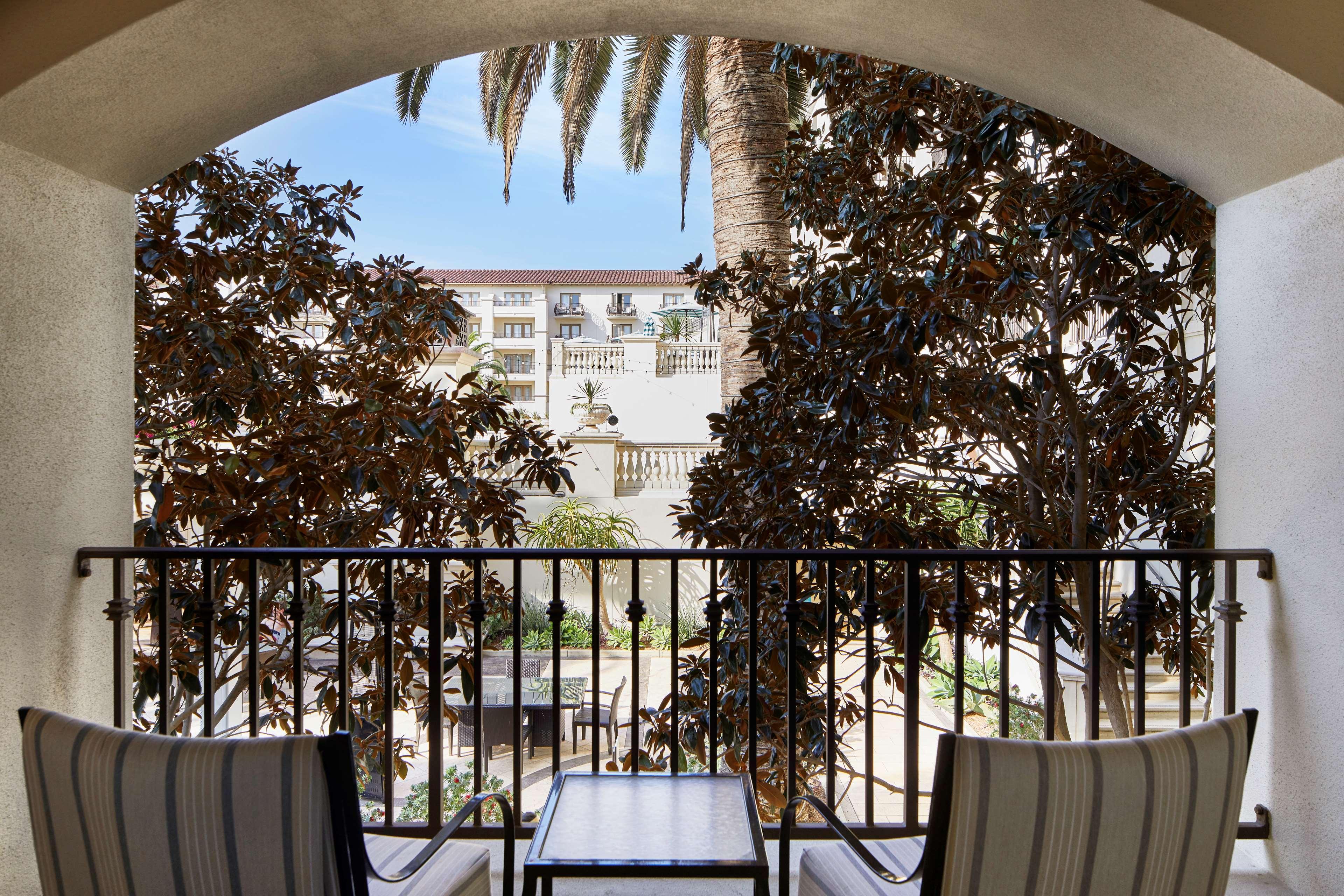 Double Garden View Two Queen Beds