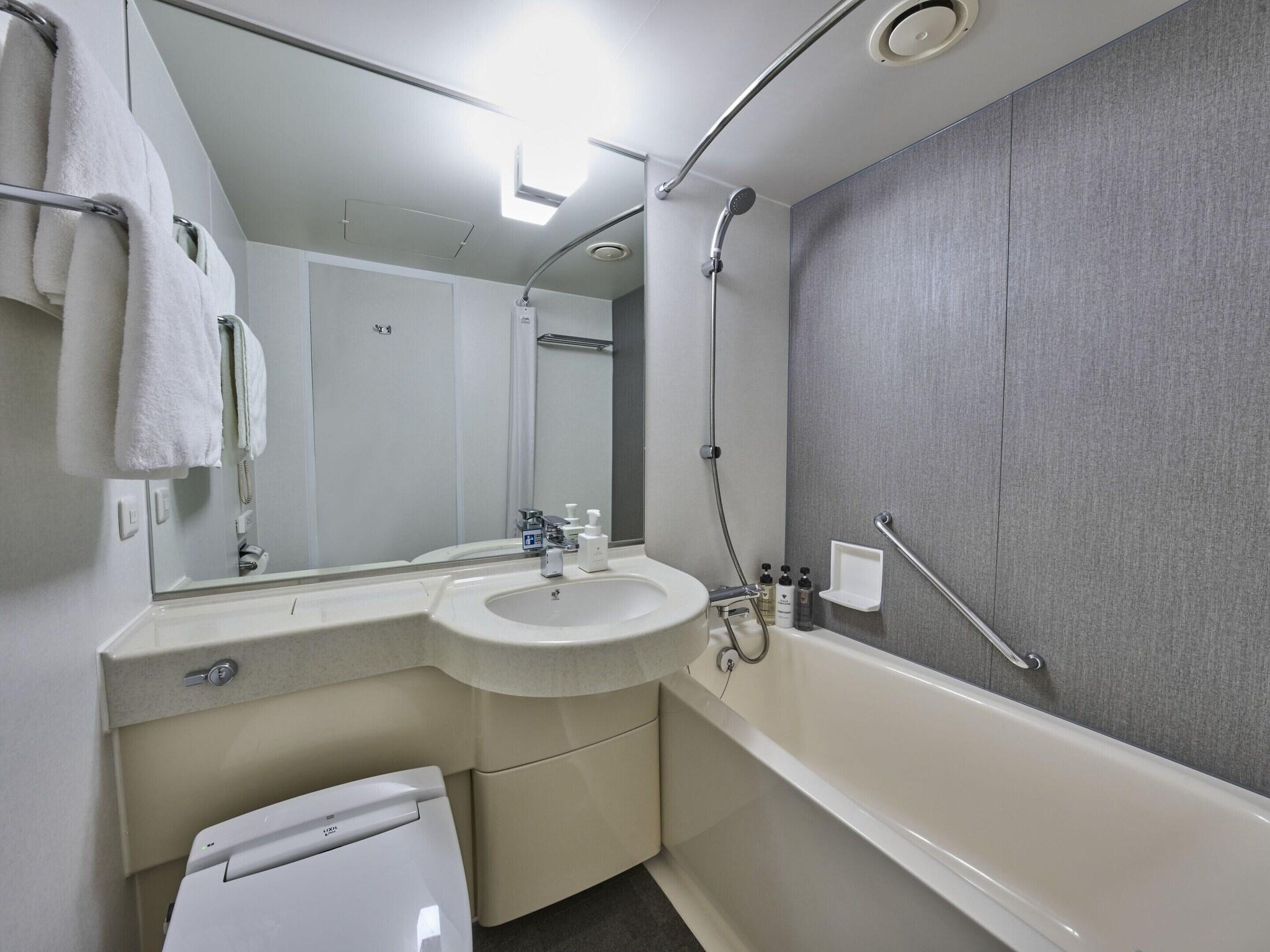 Double Deluxe King Bed