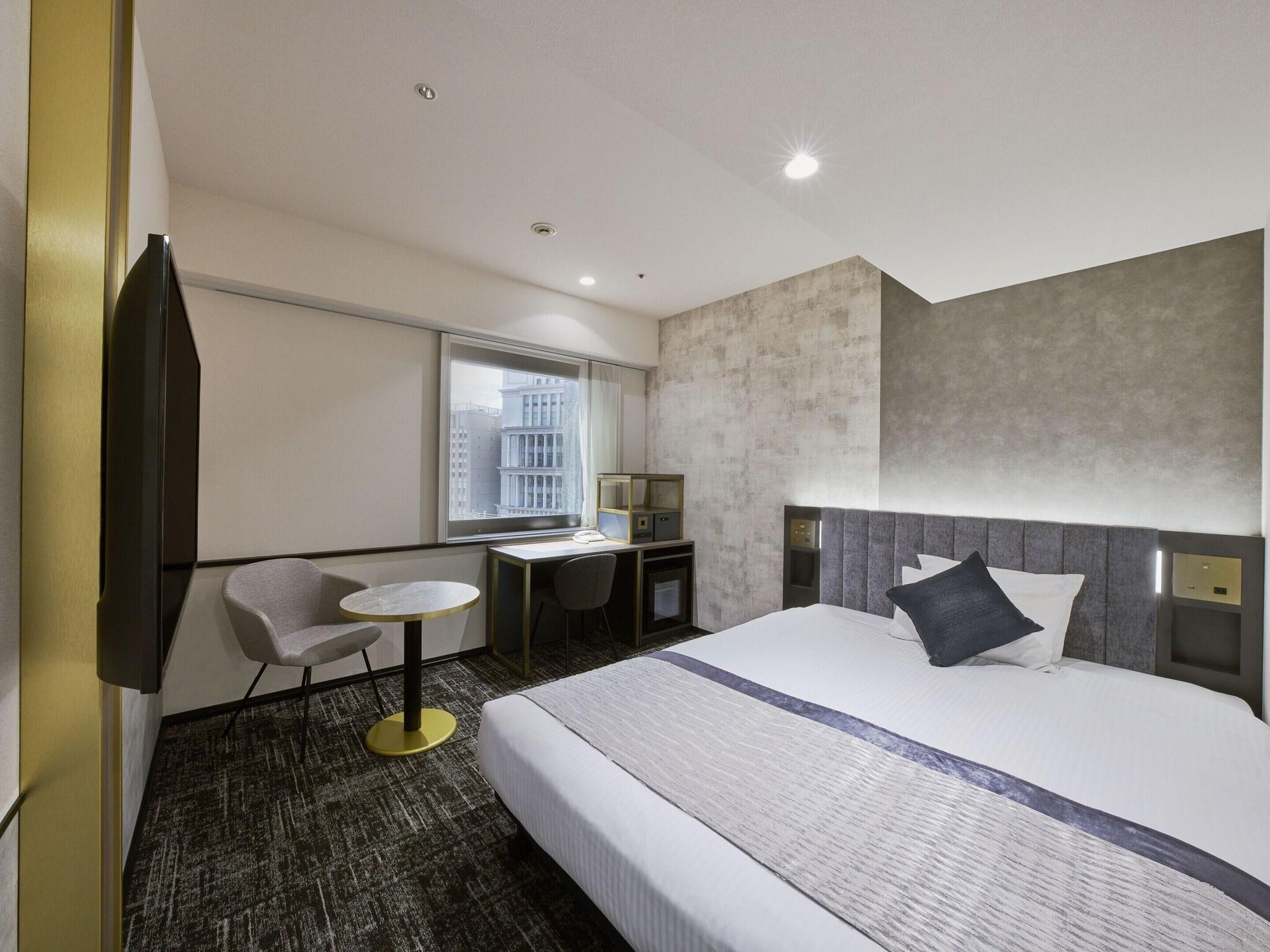 Double Superior Queen Bed