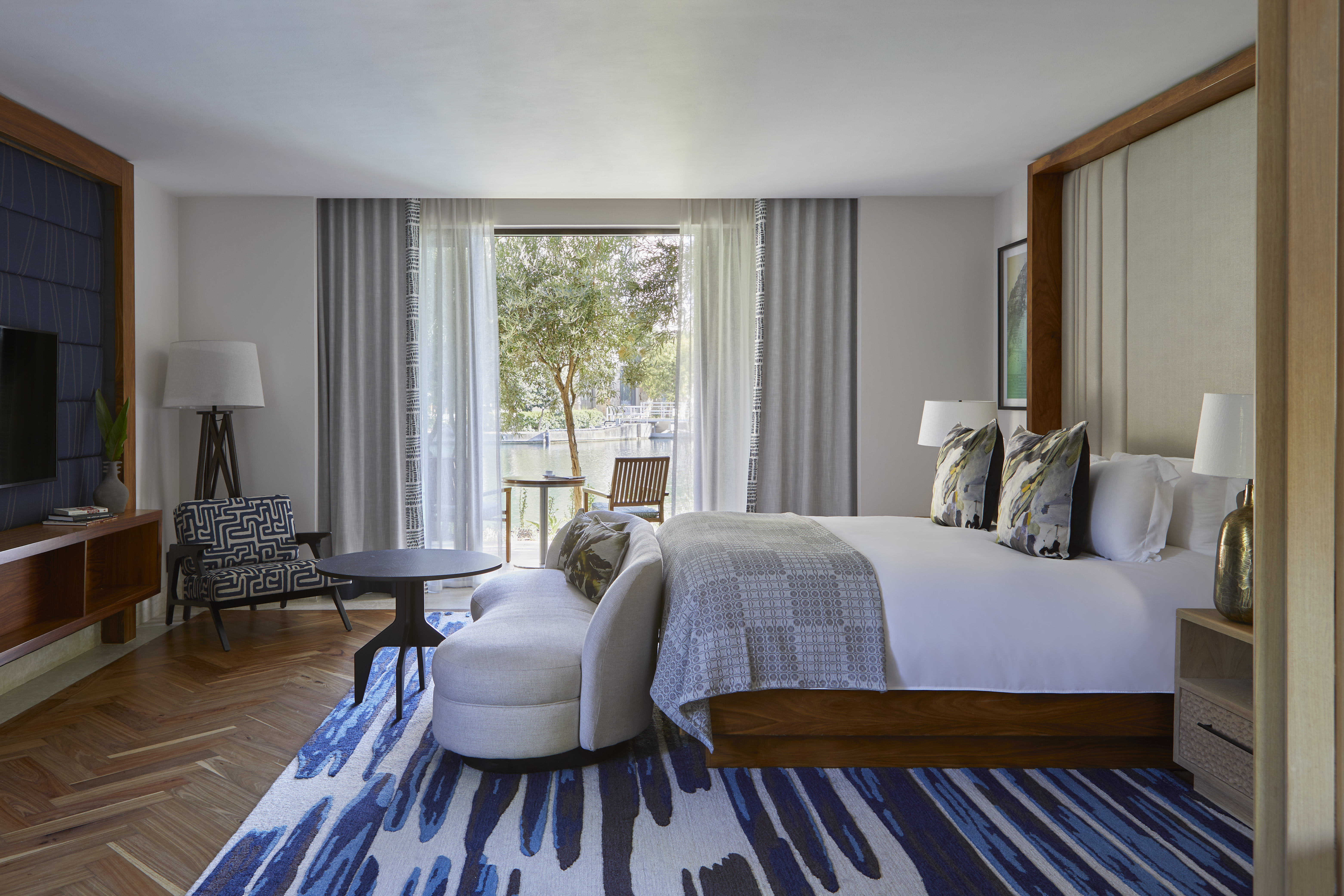 Double Superior King Bed