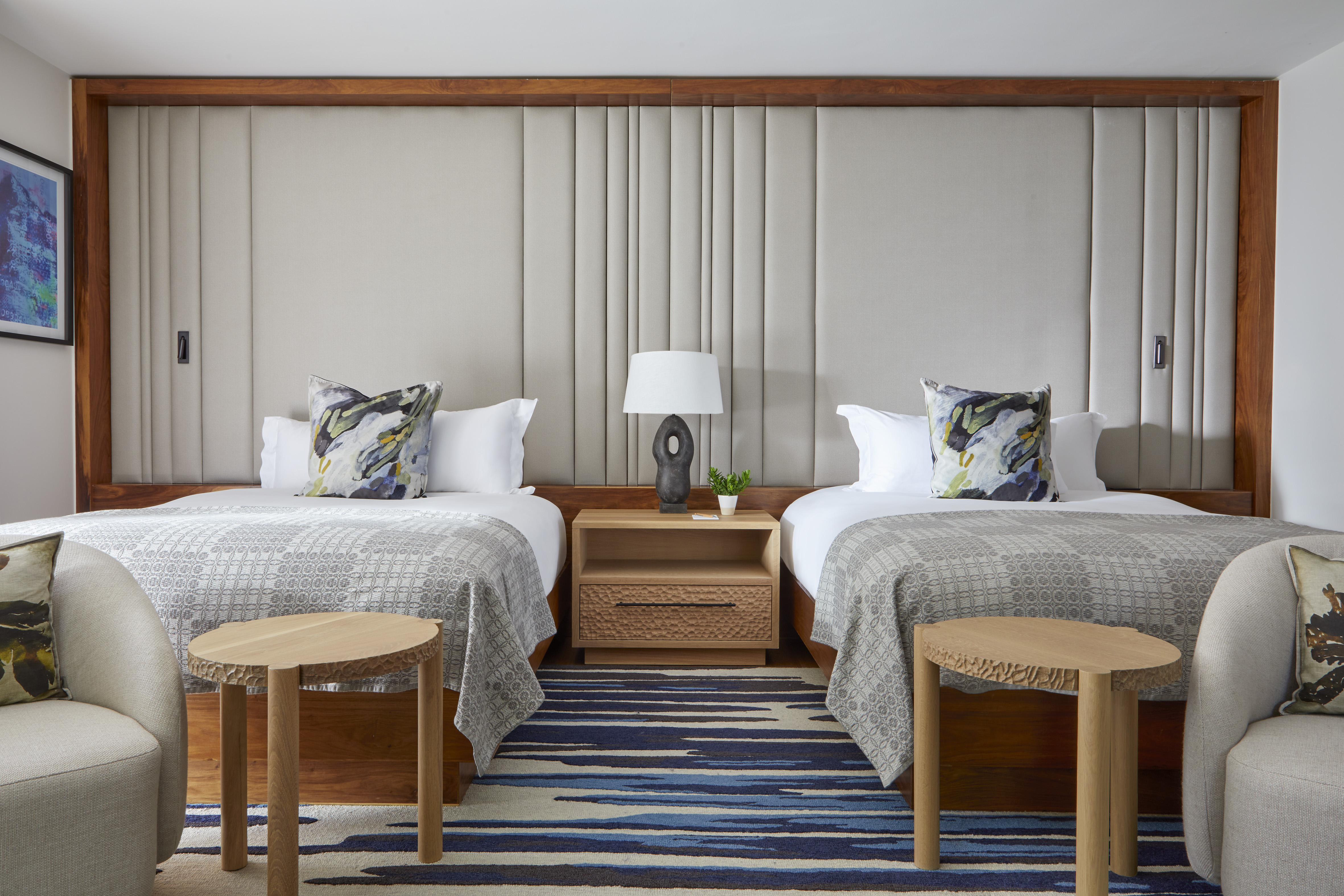 Double Superior Queen Bed