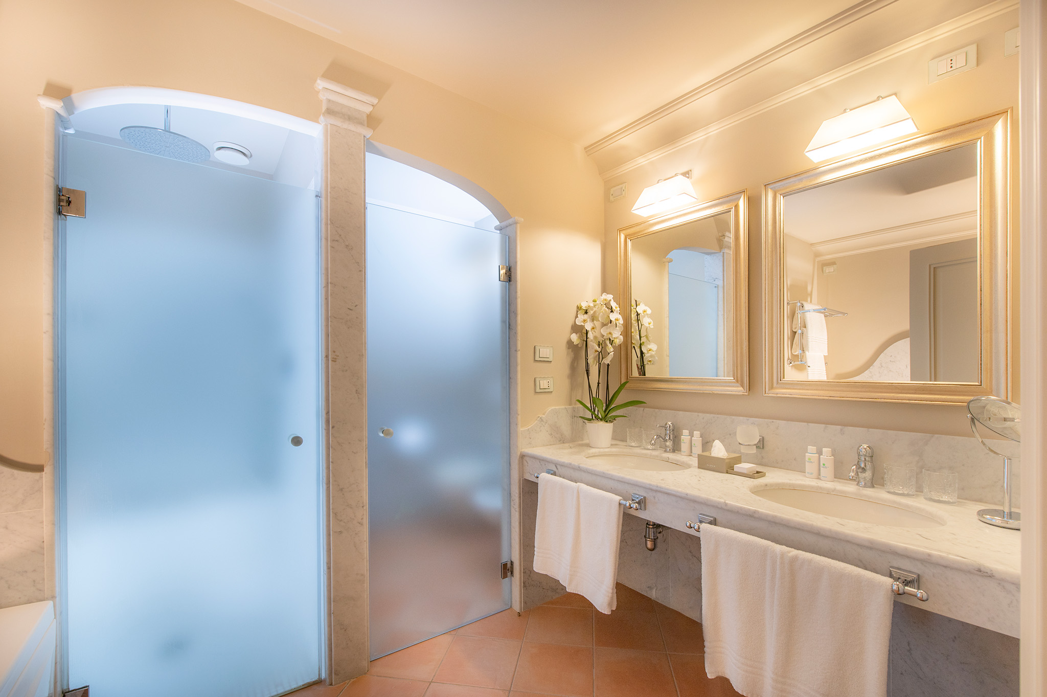 Junior Suite Connecting Room