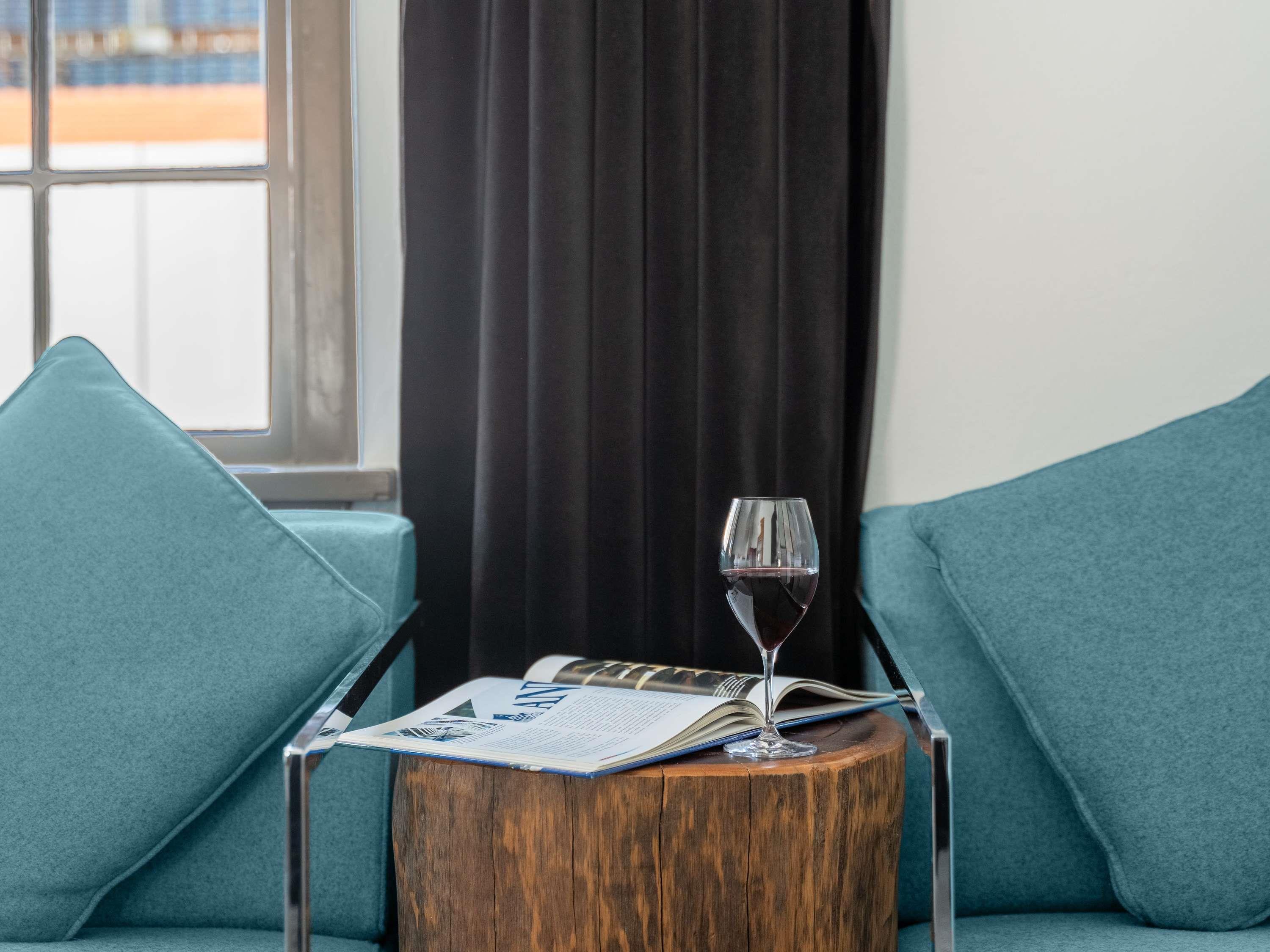 Double Queen Size Bed