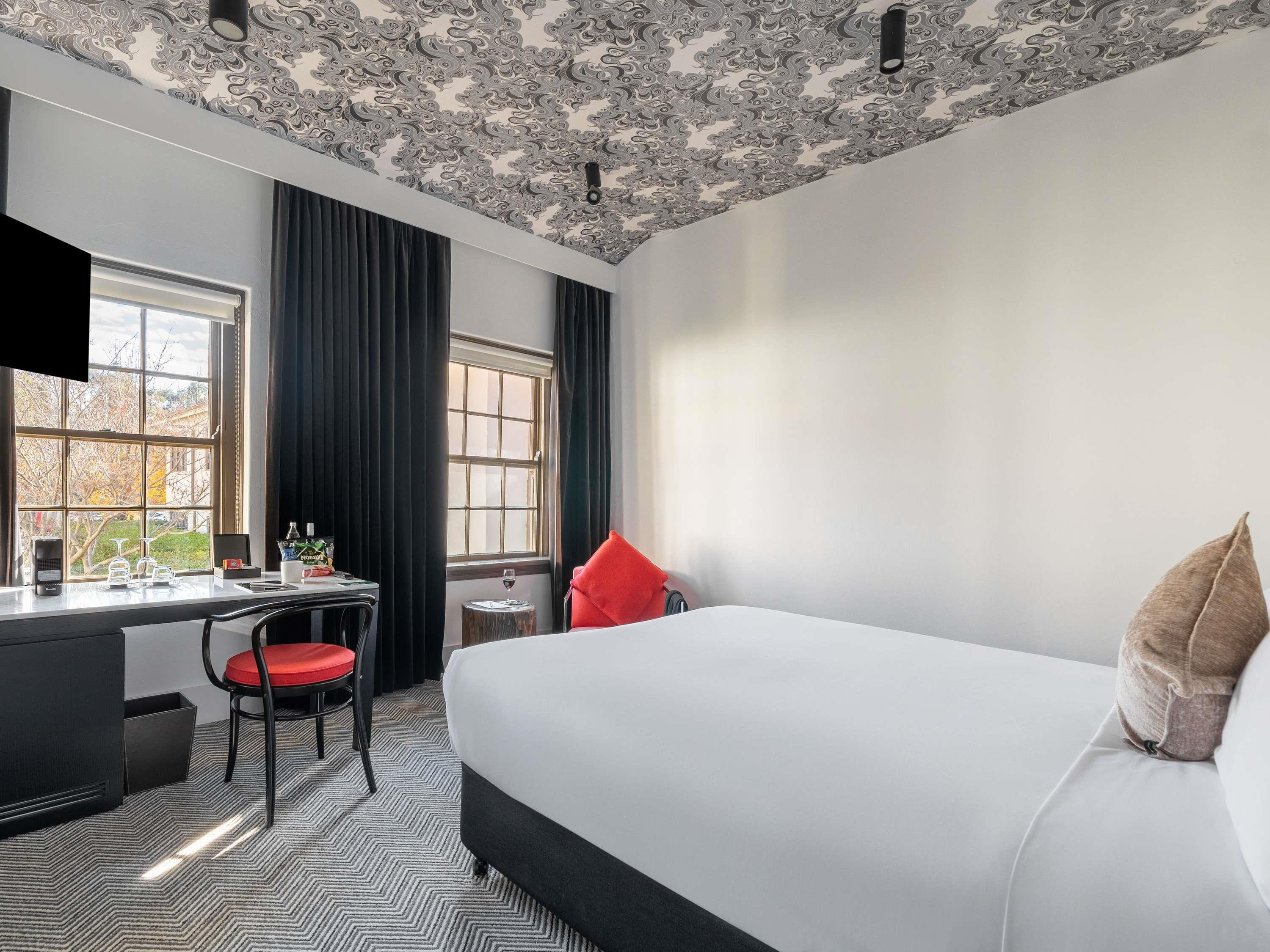 Double Queen Size Bed