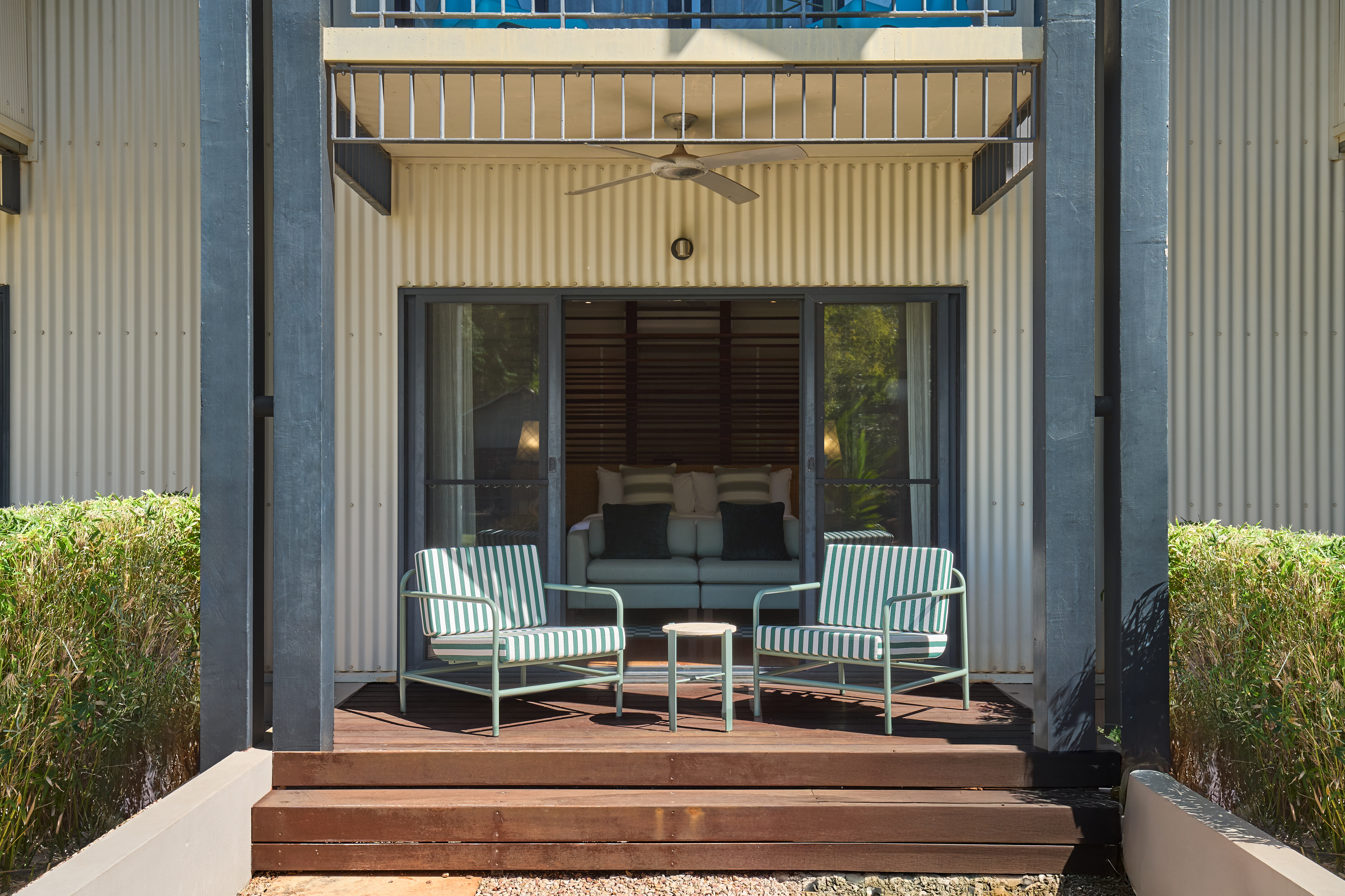 Double Garden View King Bed