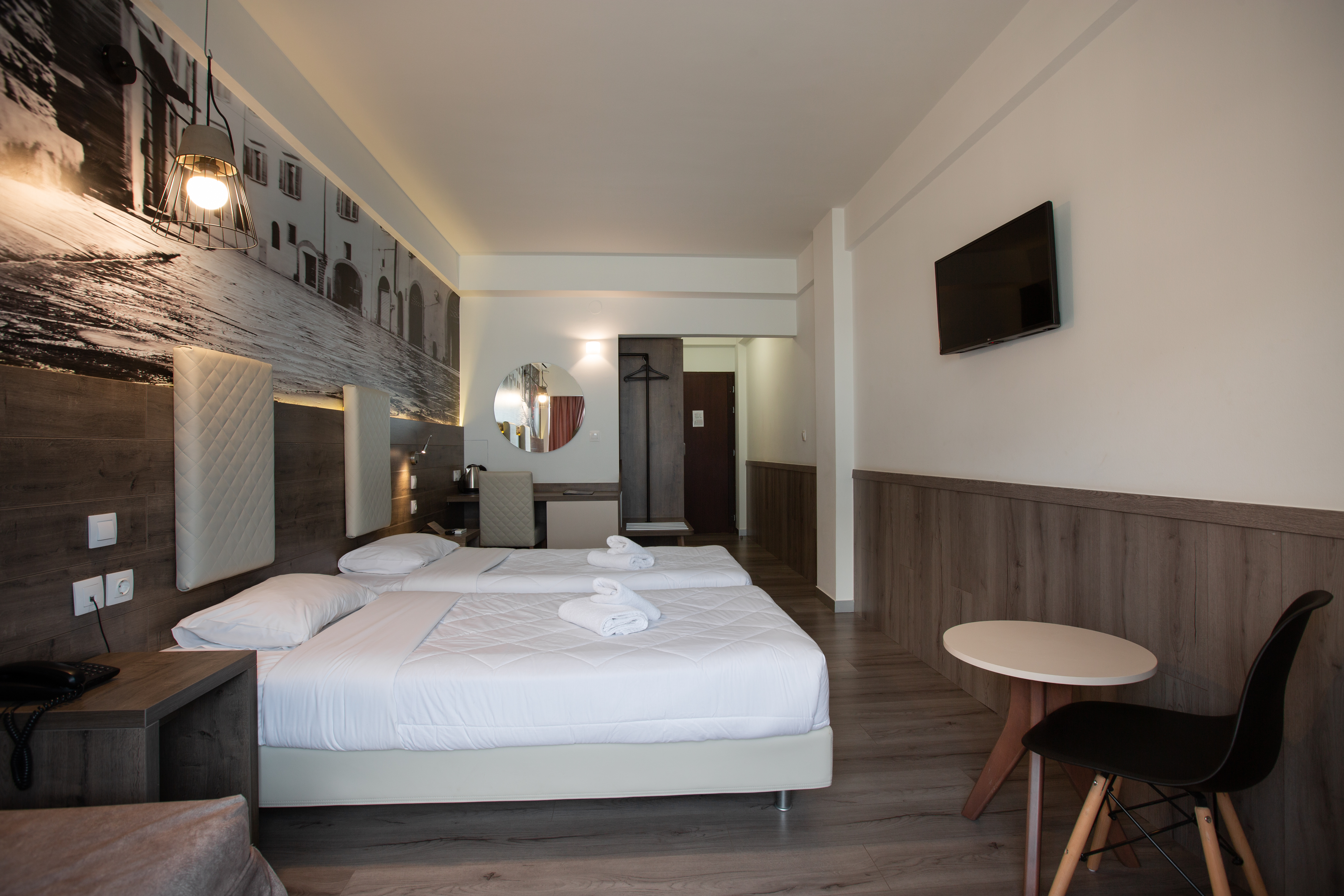 Double or Twin Superior