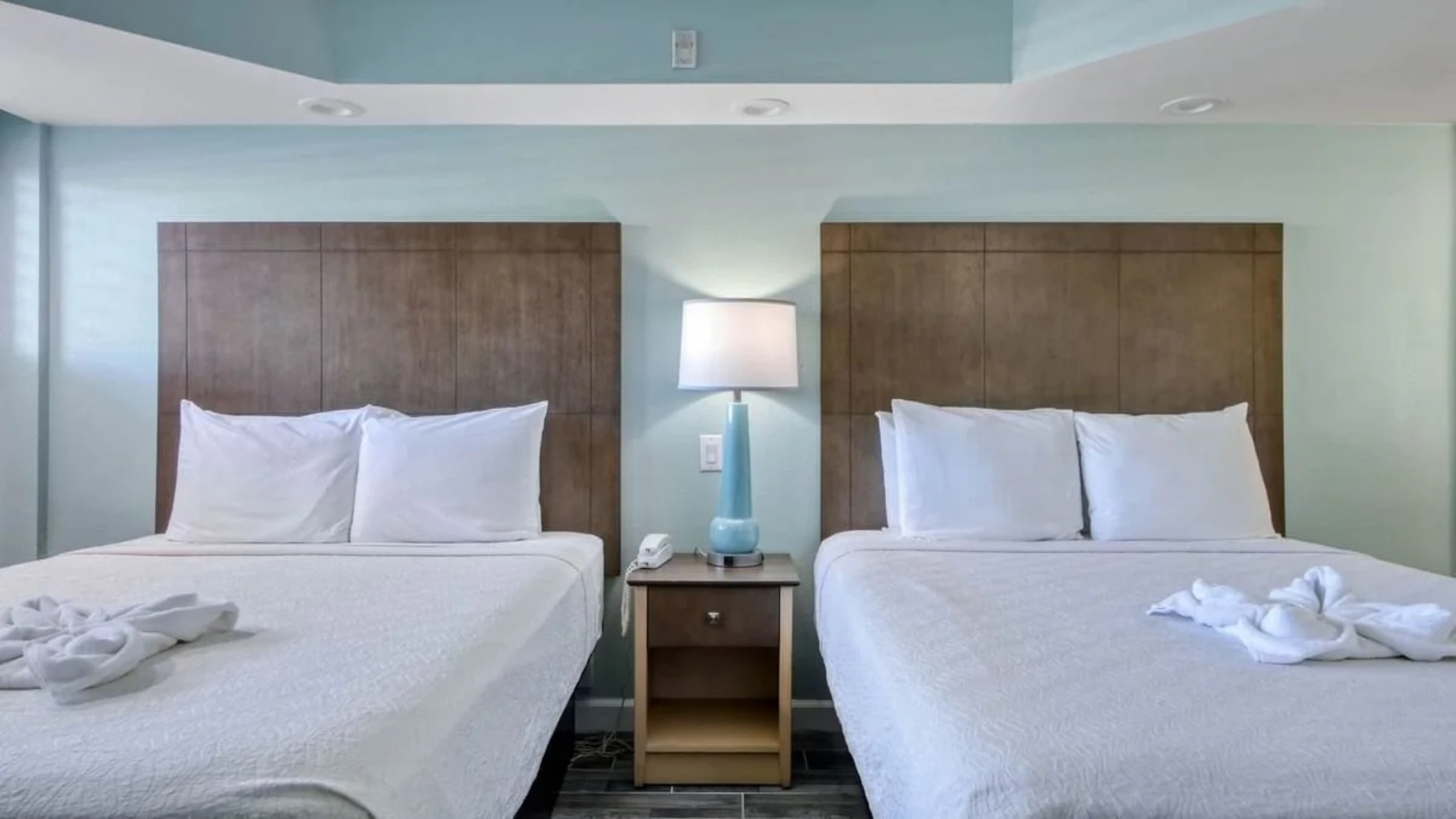 Room Two Queen Beds
