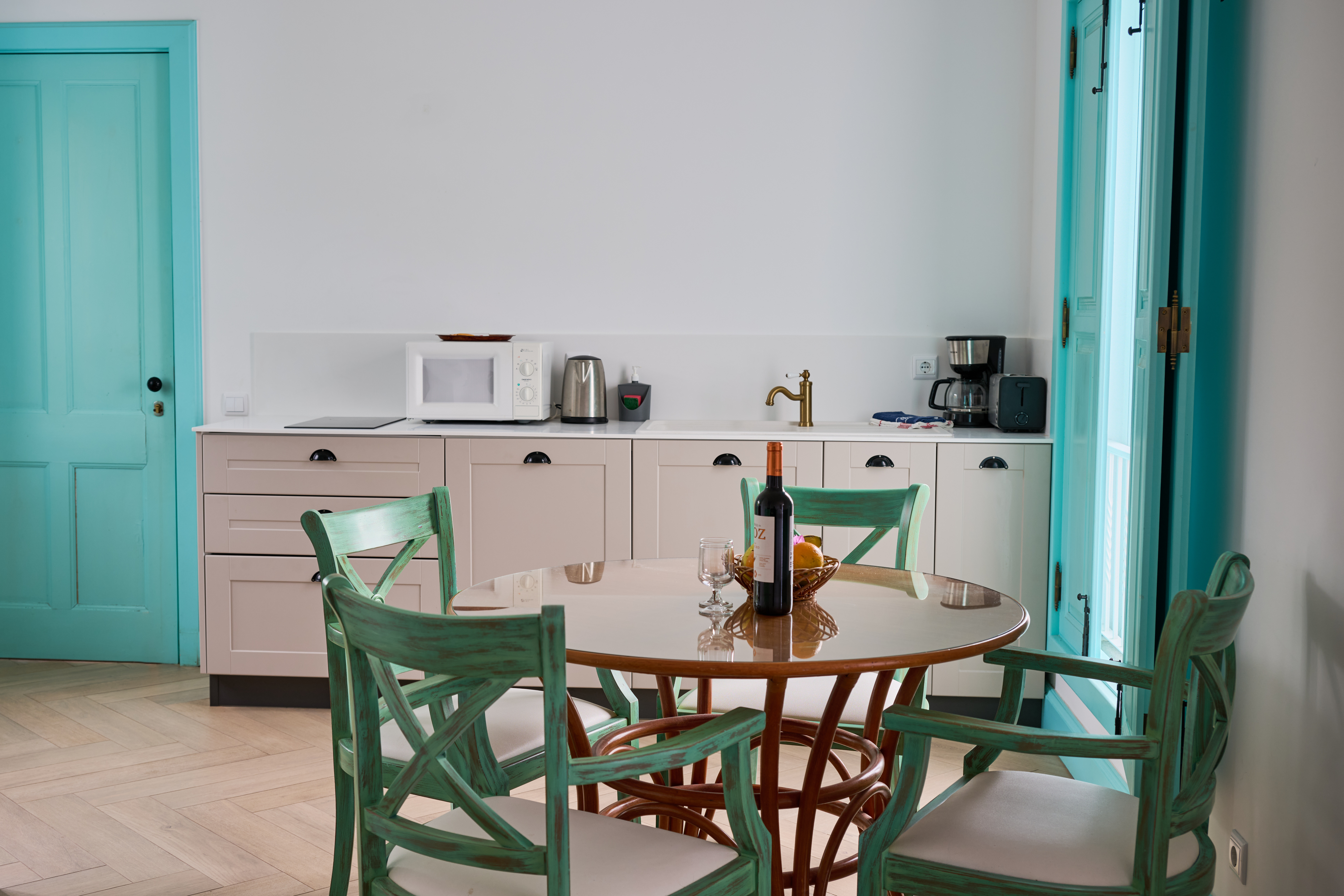 Studio Deluxe Two Beds