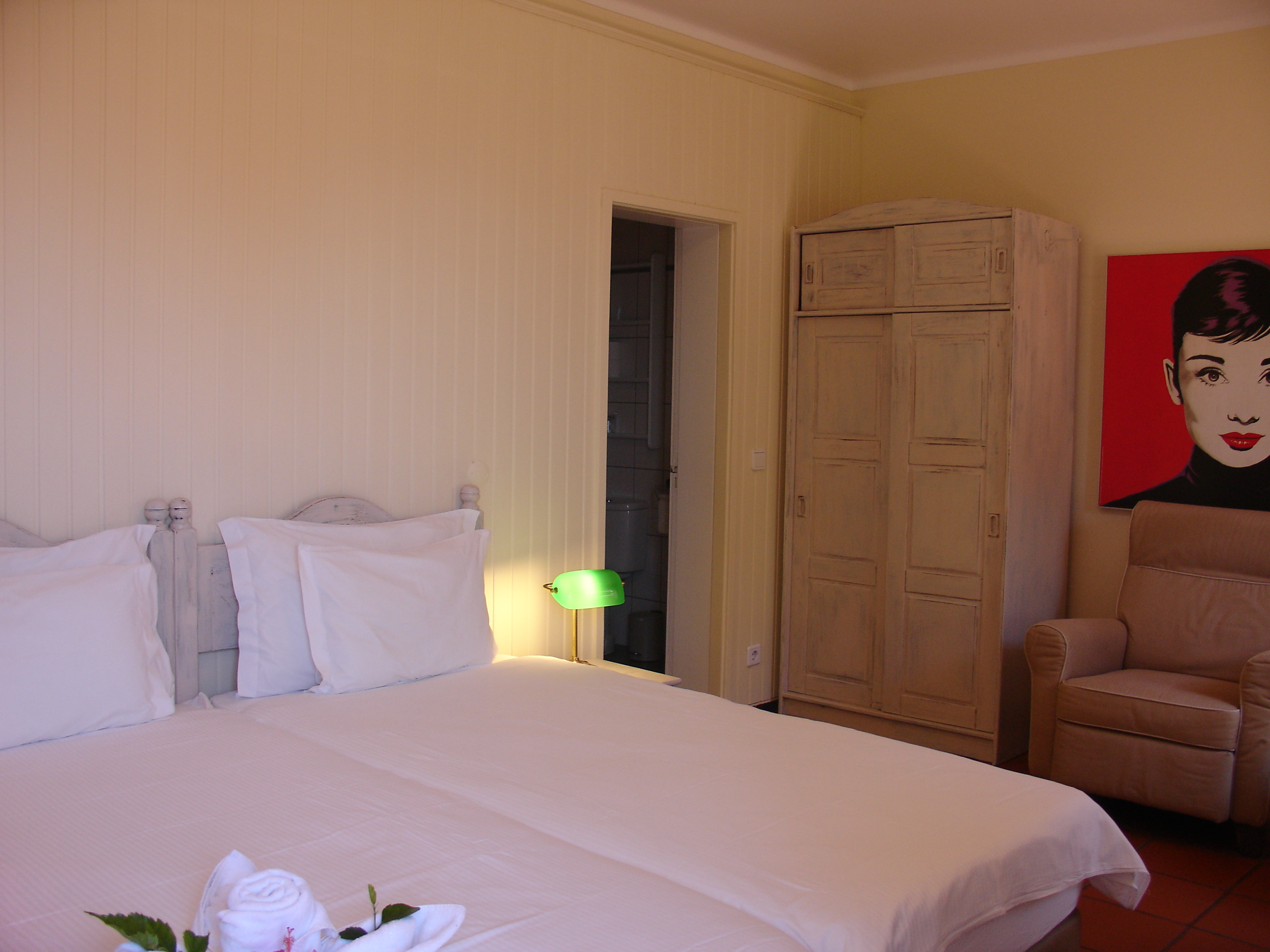 Twin Garden View with Balcony