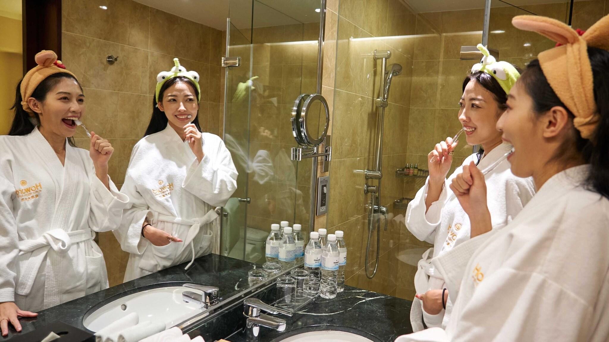 Double Connecting Room