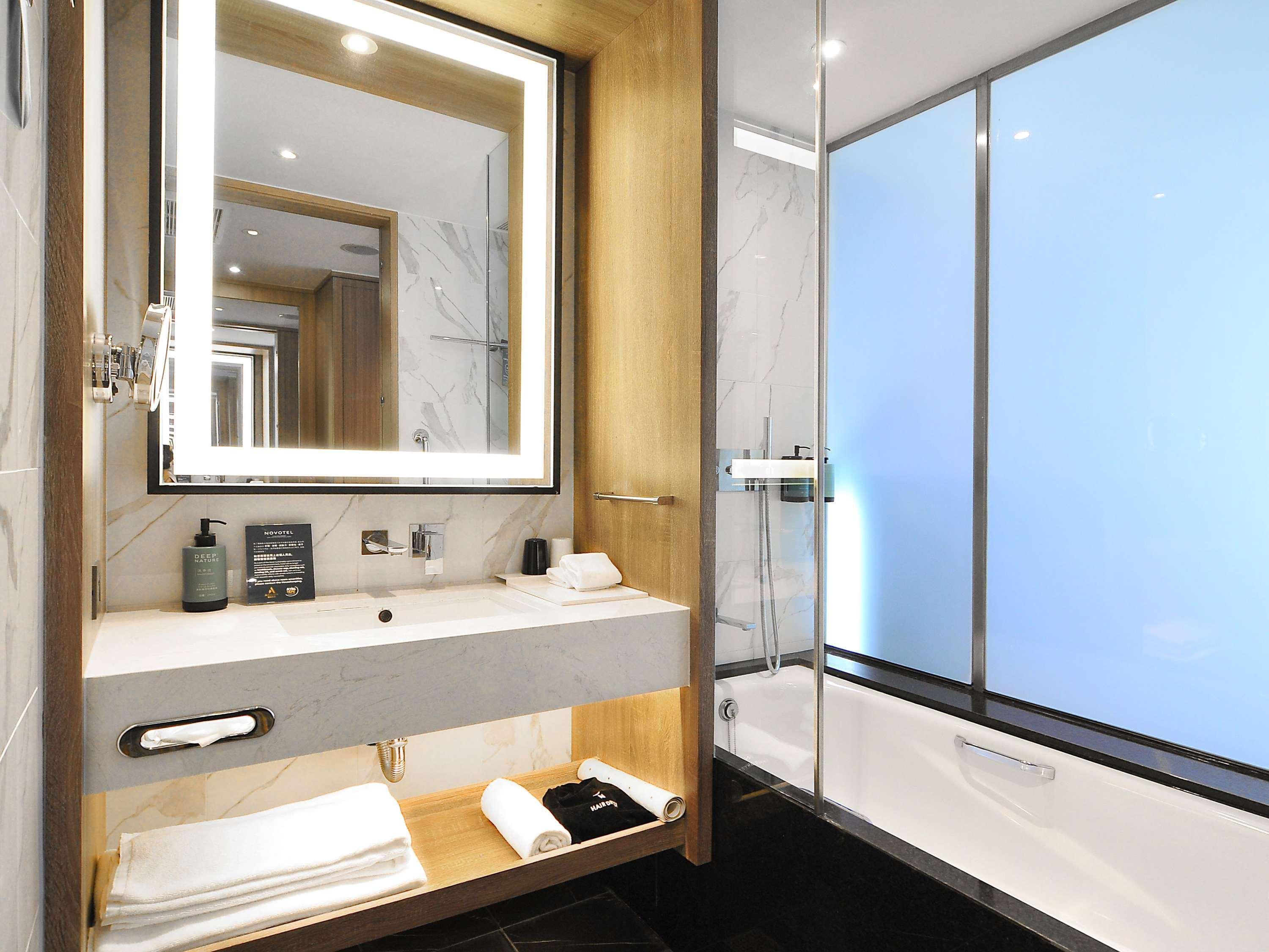 Double Deluxe Executive