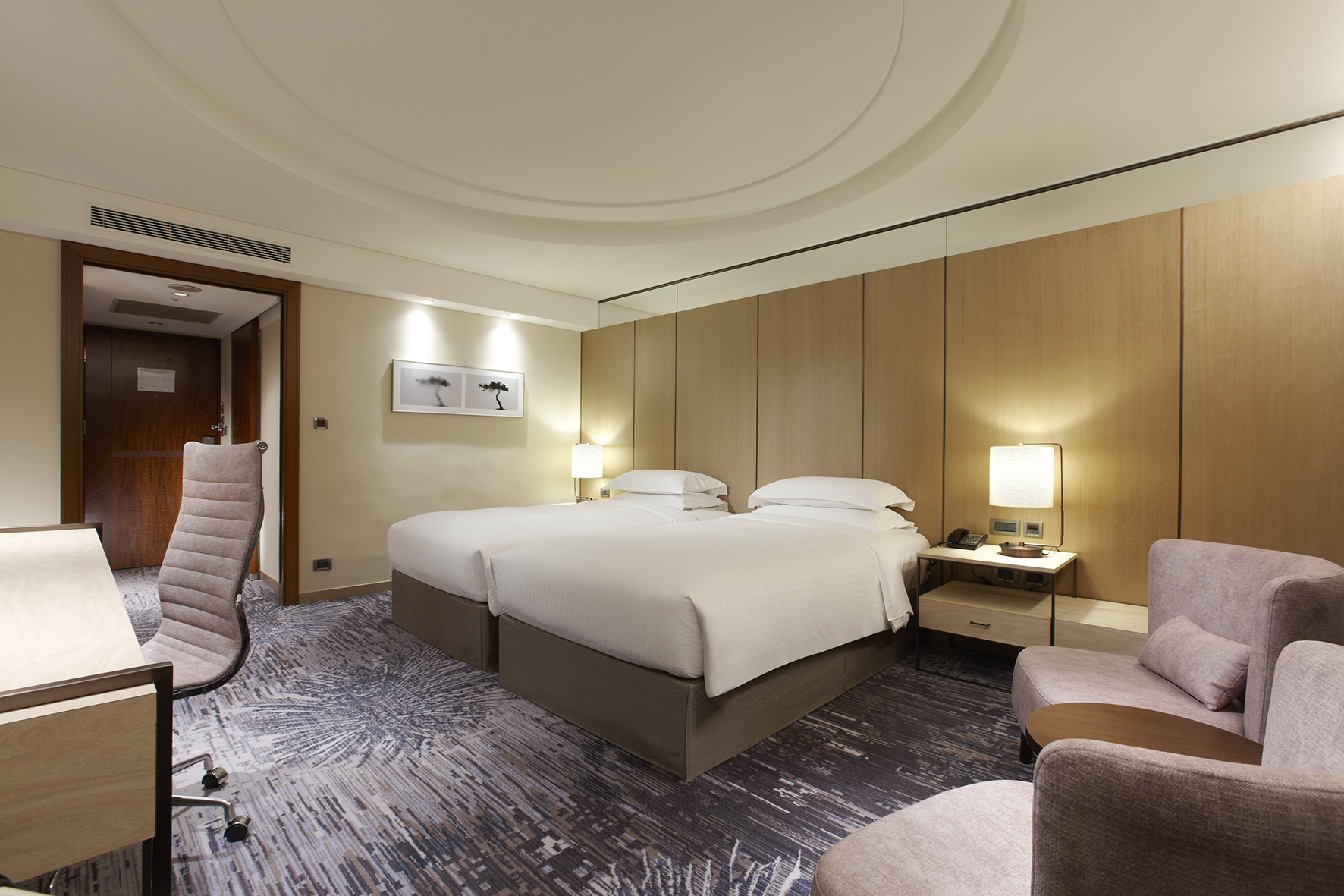 Twin Deluxe Executive