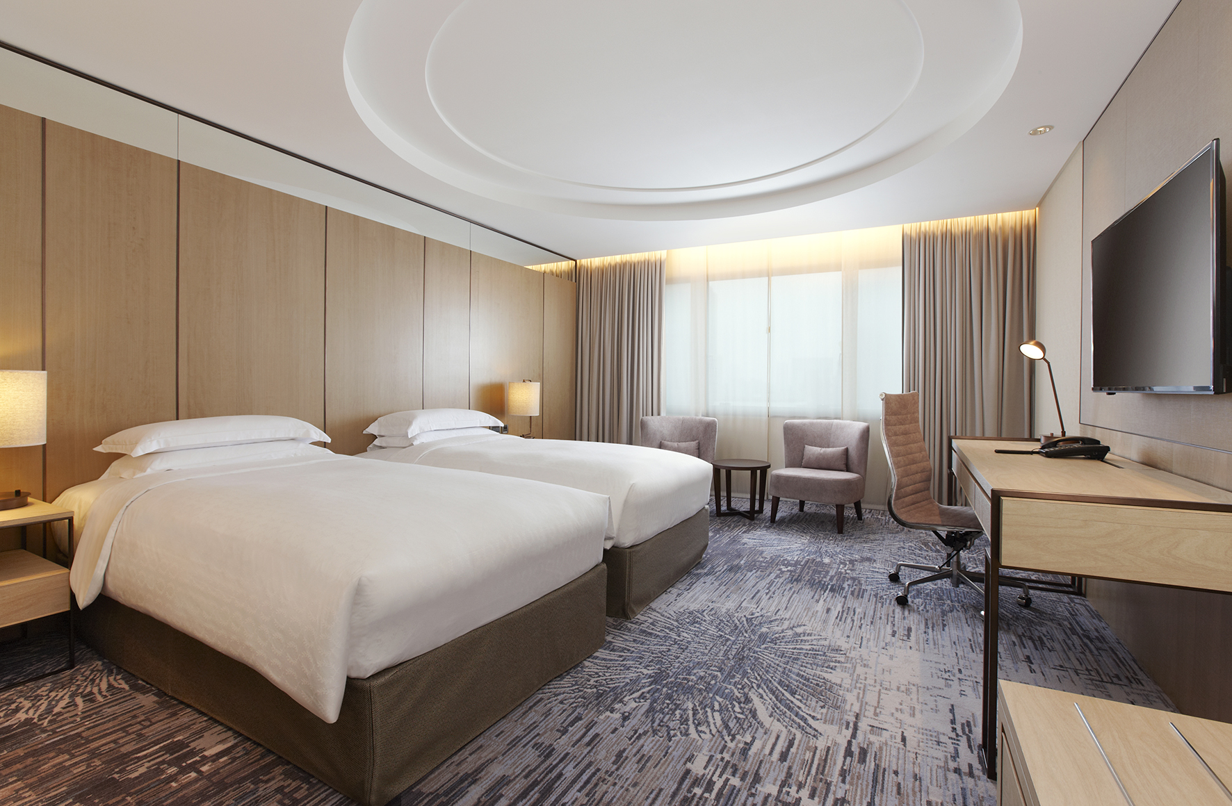 Twin Deluxe Executive