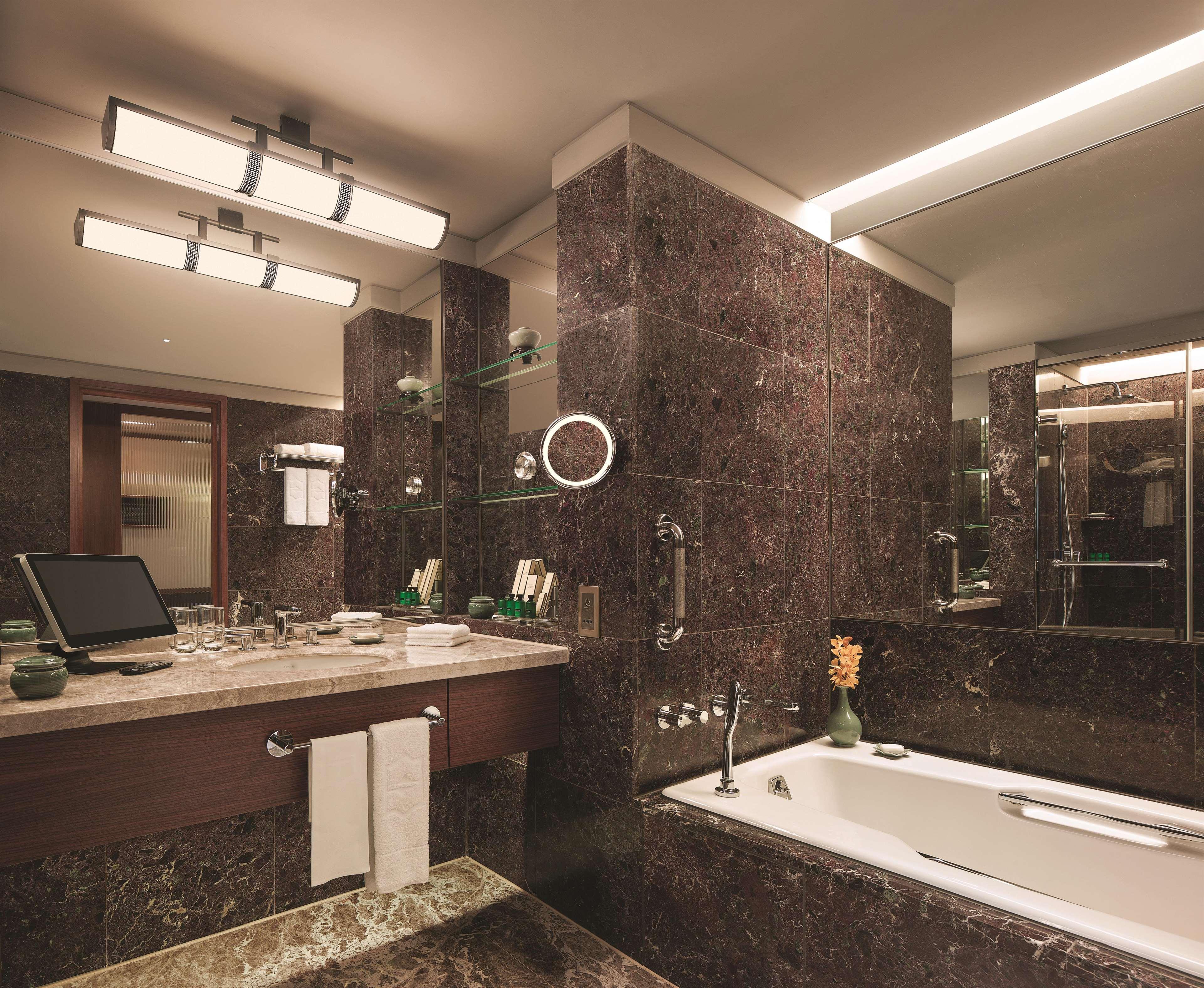 Family Room Grand Deluxe