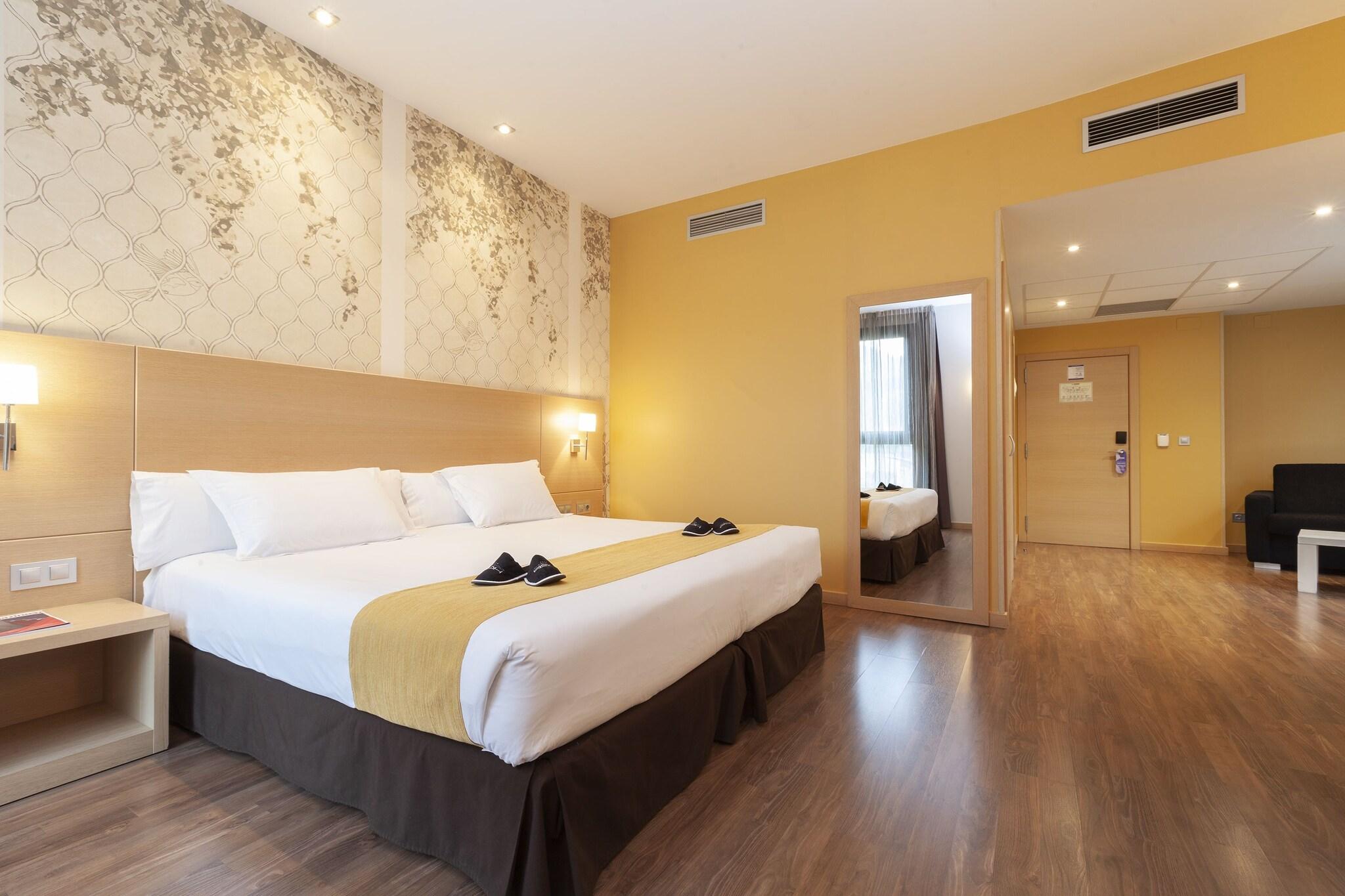 Quadruple with Double Bed